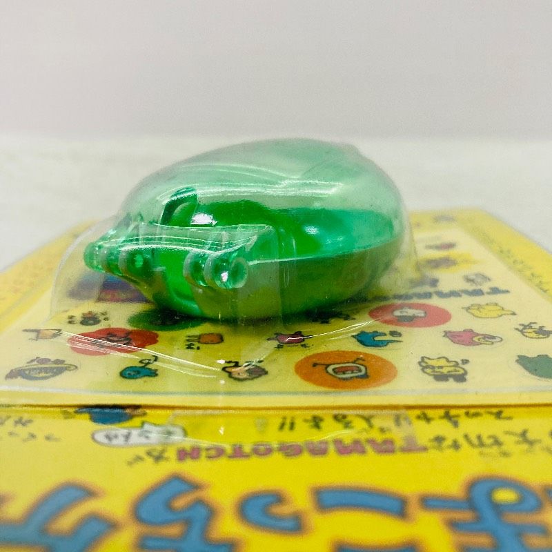 未使用品】BANDAI たまごっちケース グリーン 緑 全キャラクター