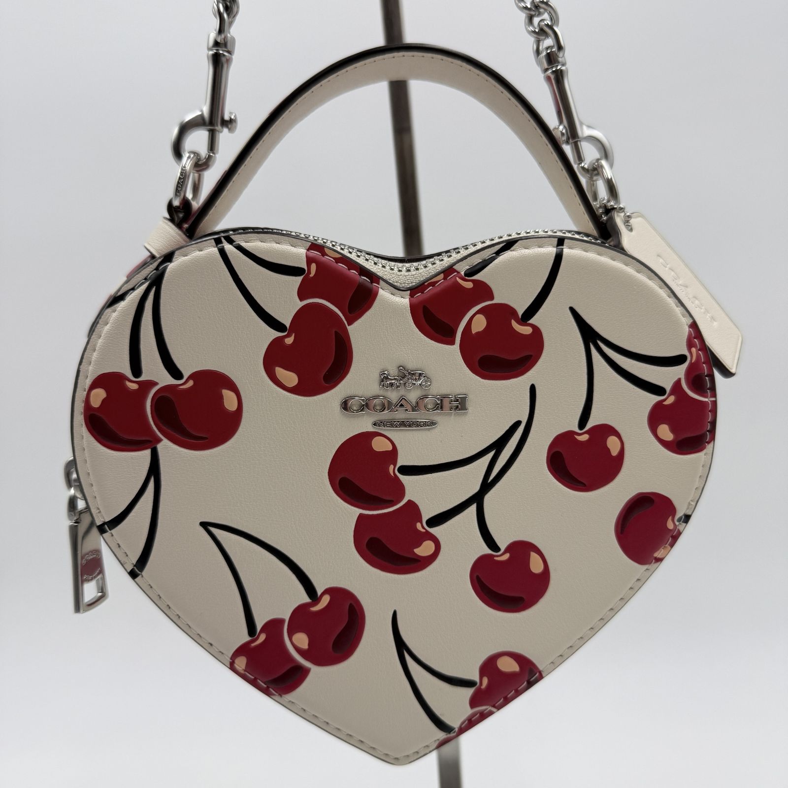 COACH（コーチ）ハート クロスボディ チェリープリント ミニショルダー 