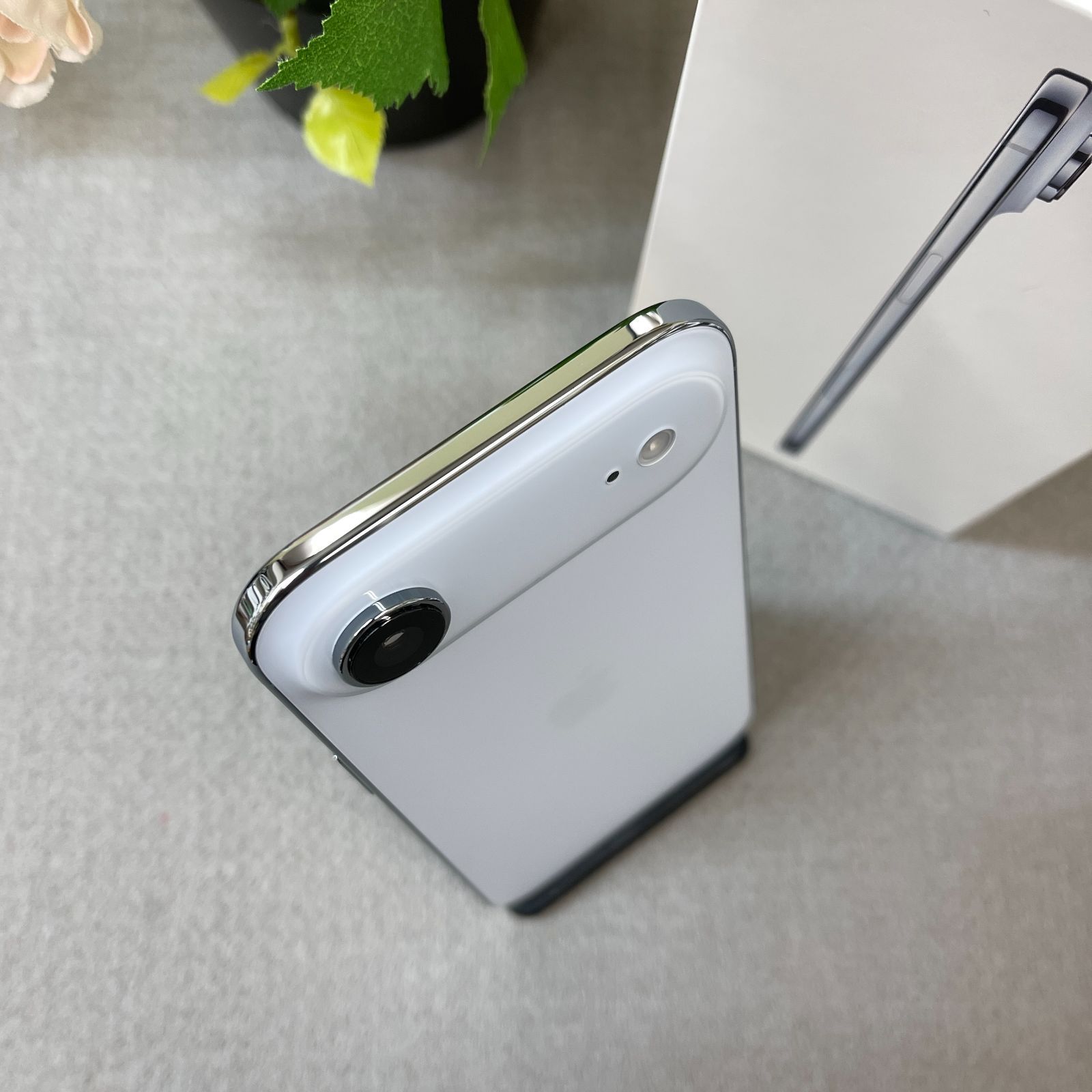 バッテリー 100% iPhone Air 512GB スカイブルー国内版 SIMフリー送料