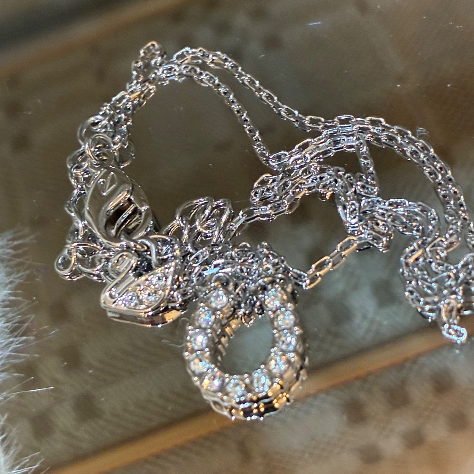 スワロフスキー SWAROVSKI クリスタルホースシュー 幸運の馬蹄モチーフ