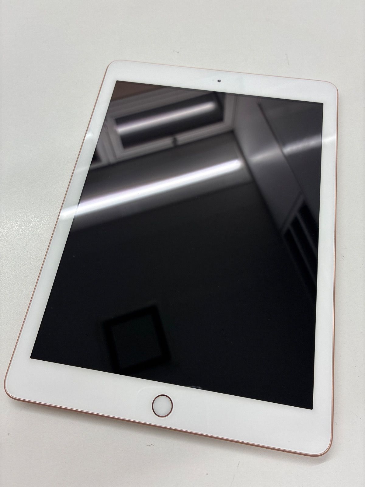 Apple iPad 第6世代 128GB Wi-Fiモデル A1893 ローズゴールド 9.7 