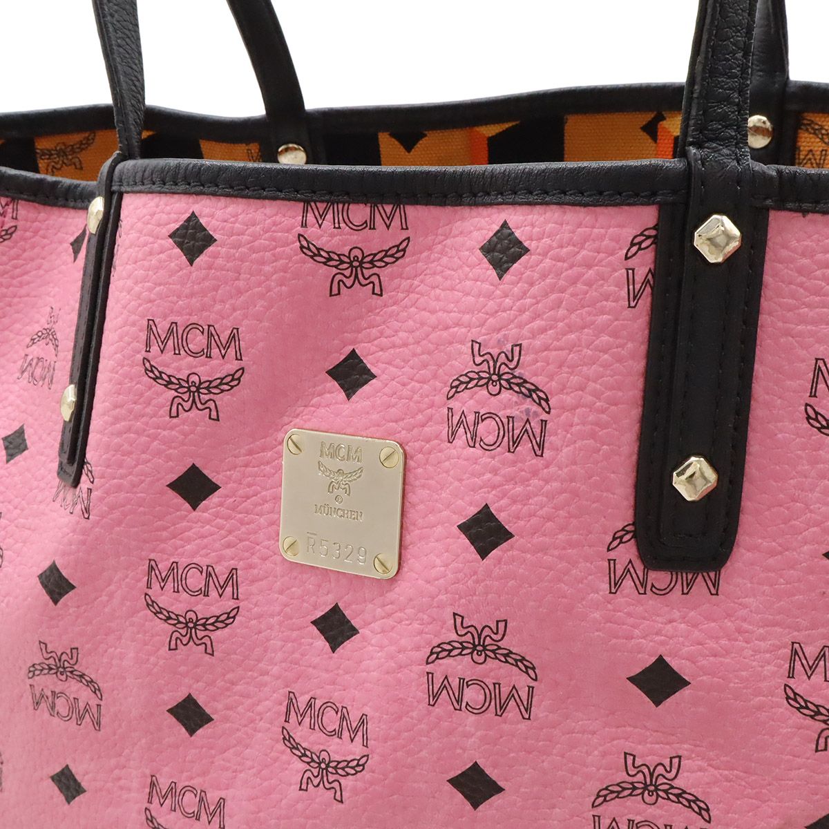MCM エムシーエム トートバッグ レザー ロゴ金具 チェーンショルダー