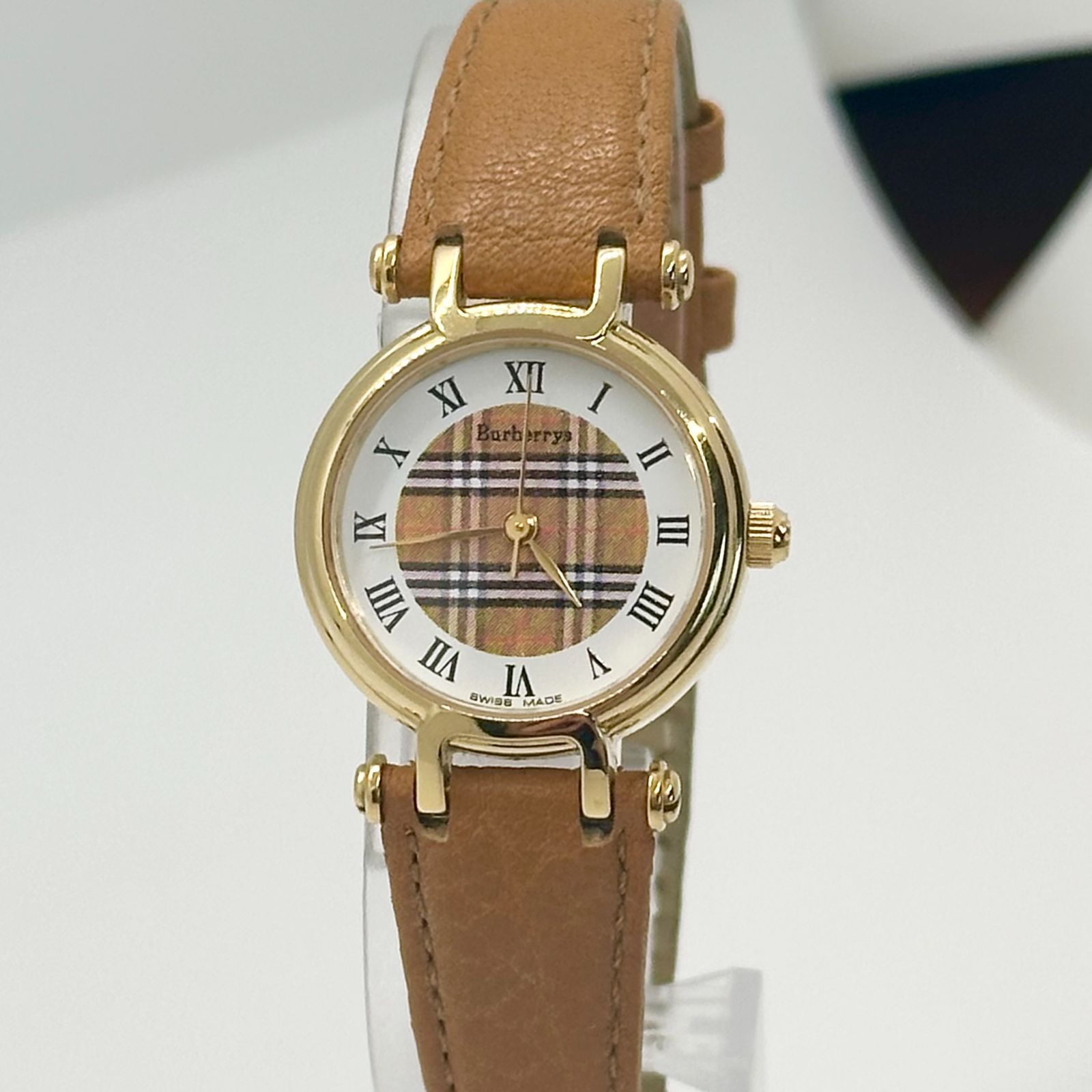 極美品 稼働 Burberry バーバリー 時計 11200L ラウンド ノバチェック