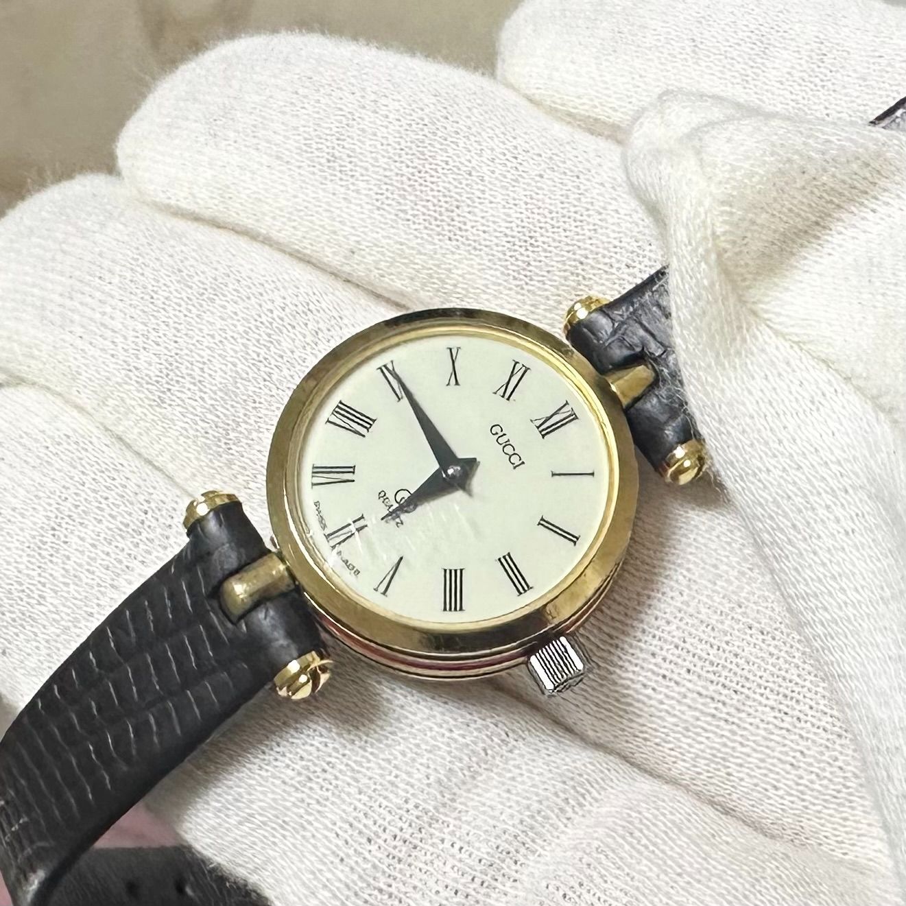 稼働 グッチ GUCCI GG 腕時計 シェリーライン ラウンド クオーツ