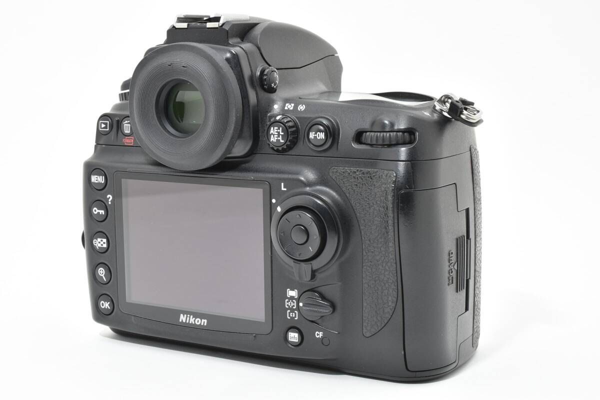 Nikon ニコン D700 ボディ◆バッテリー2個付♩ ☆良品☆ニコン Nikon D700 ボディ バッテリー2個付き ☆ T30＃5192