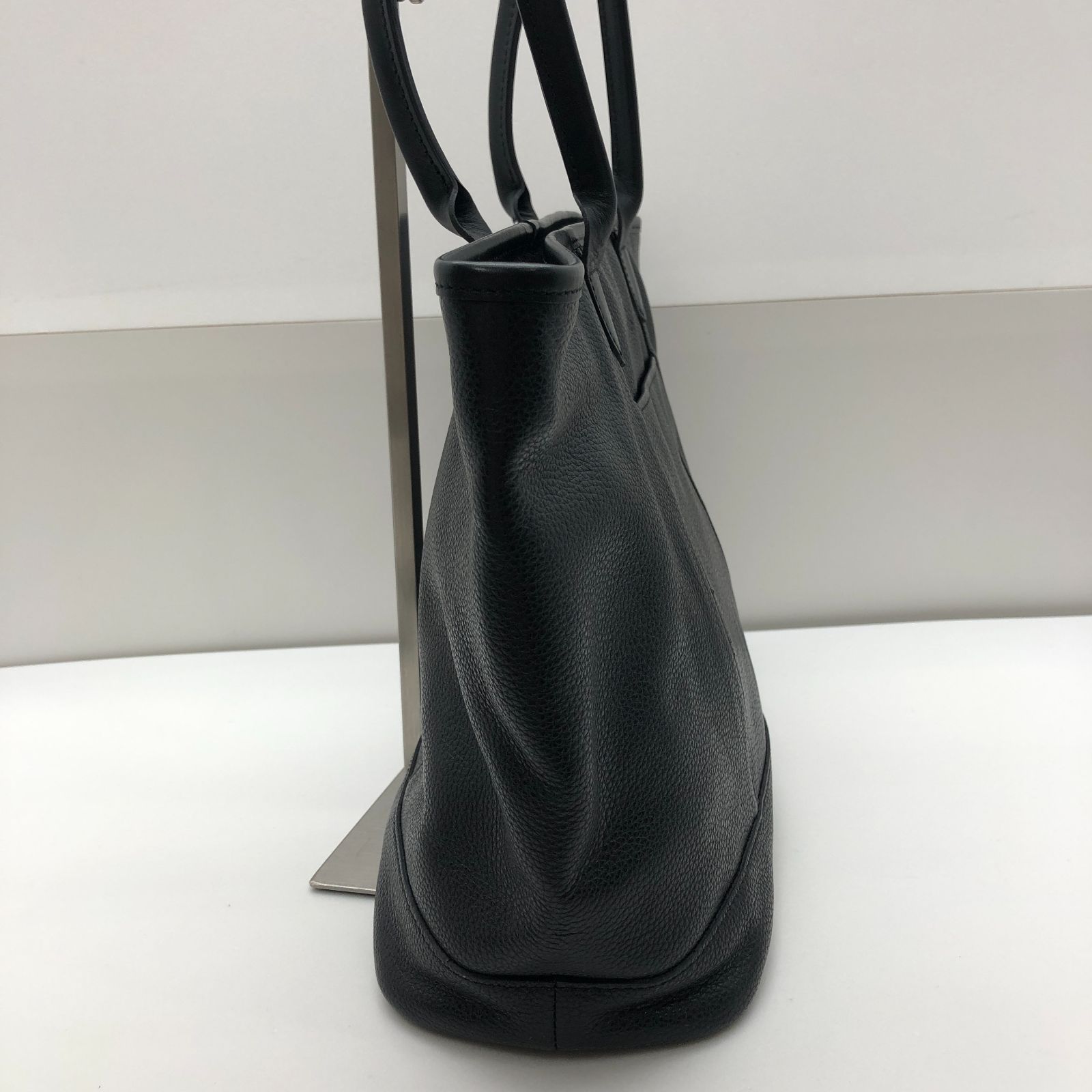 美品】LONGCHAMP トートバッグ レザー ブラック ファスナー開閉 保存袋 