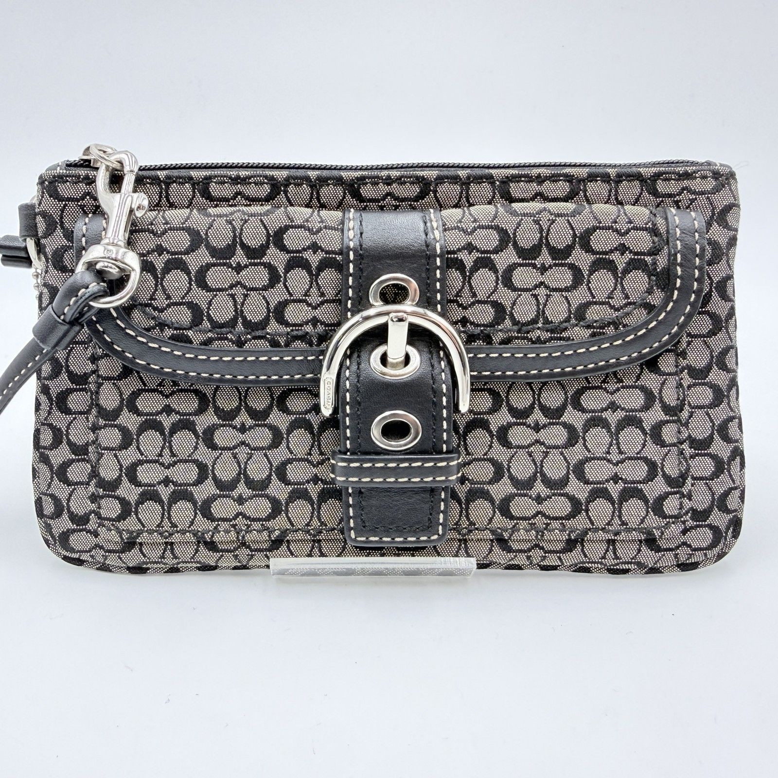 COACH（コーチ）シグネチャー キャンバス リストレットポーチ グレー