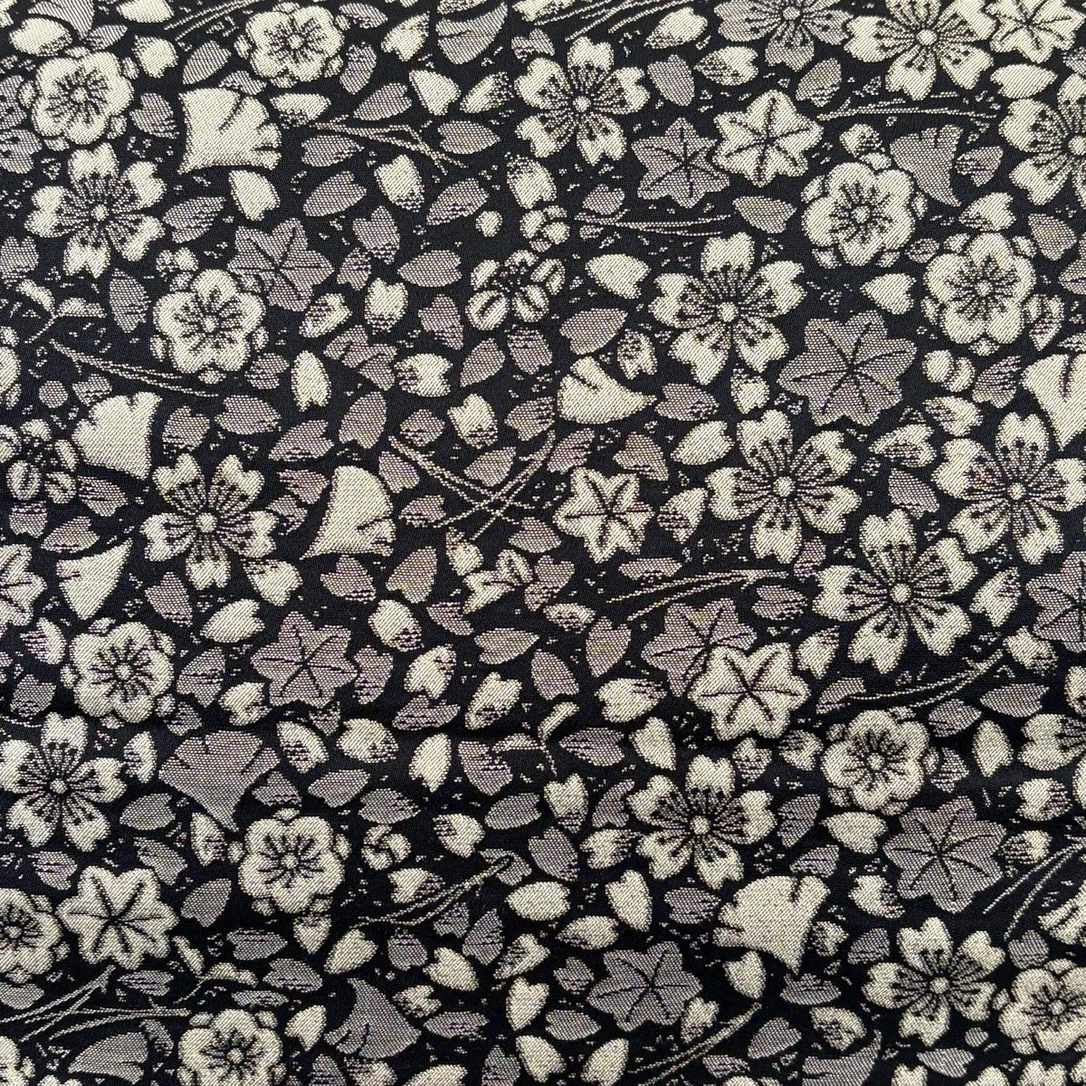 美品】 袋帯 秀品 桜 吹き寄せ 箔 黒 六通 正絹 【中古】 - メルカリ