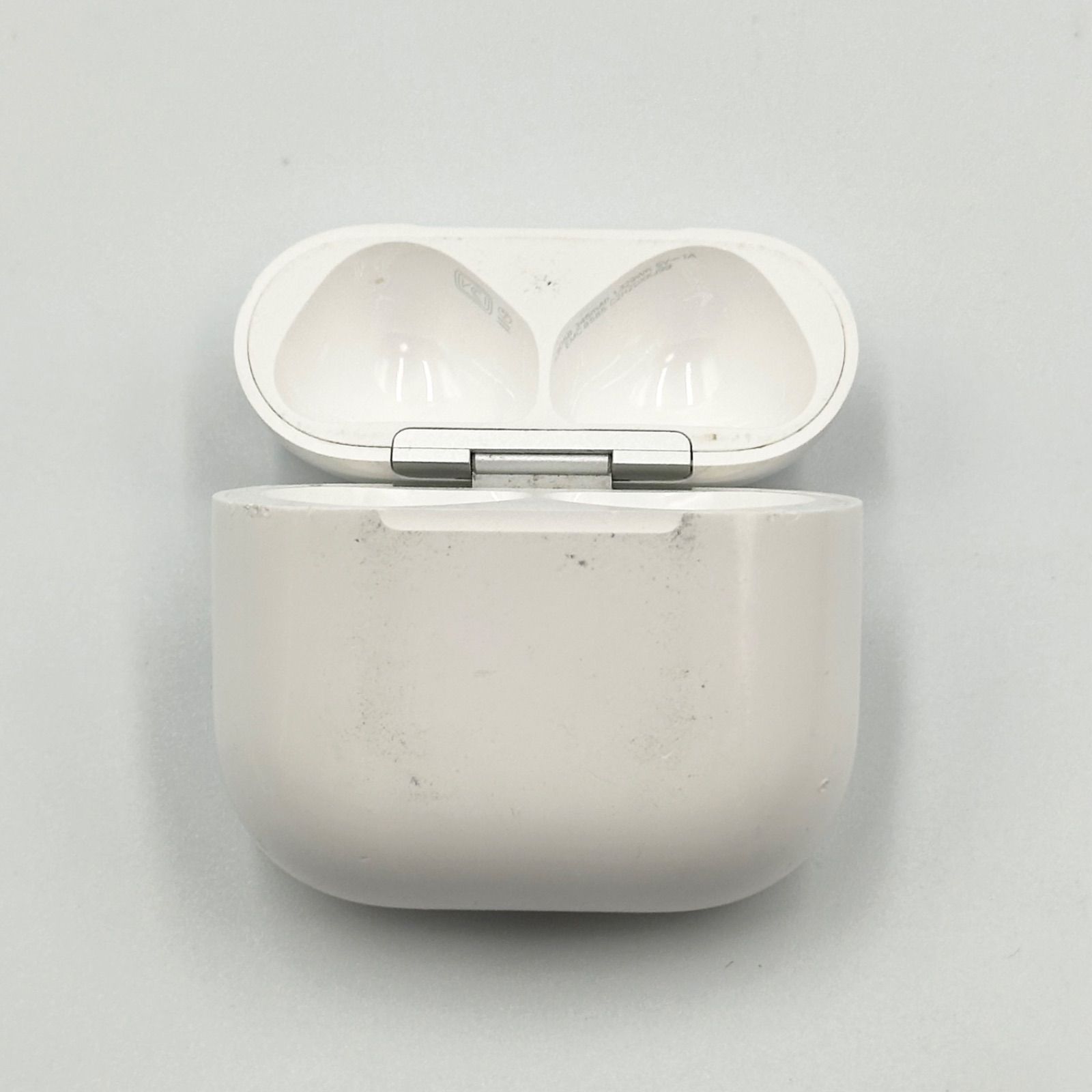 24時間以内発送✨️】Apple AirPods 第4世代 充電ケースのみ A3058