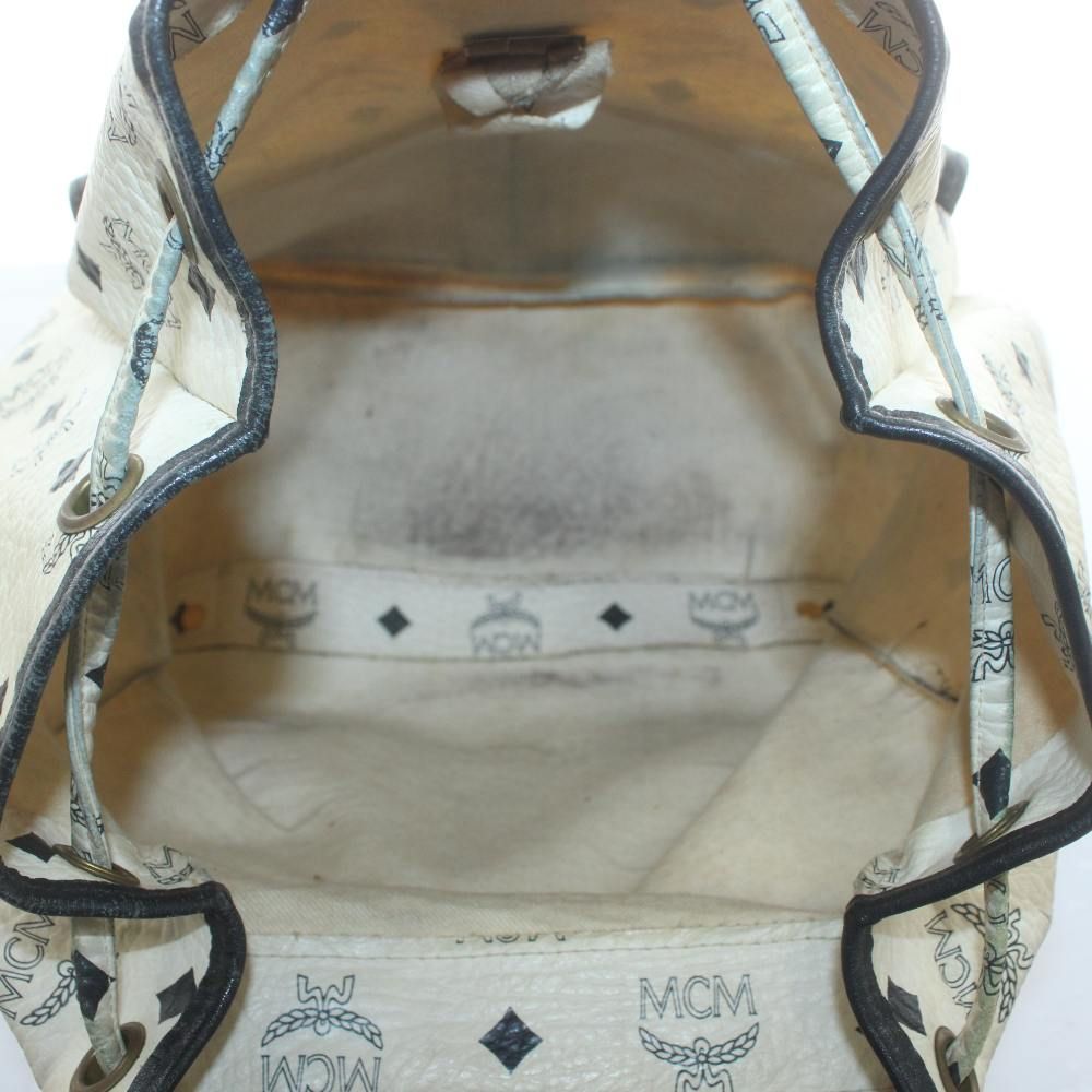 エムシーエム MCM リュックサック バックパック デイパック レザー