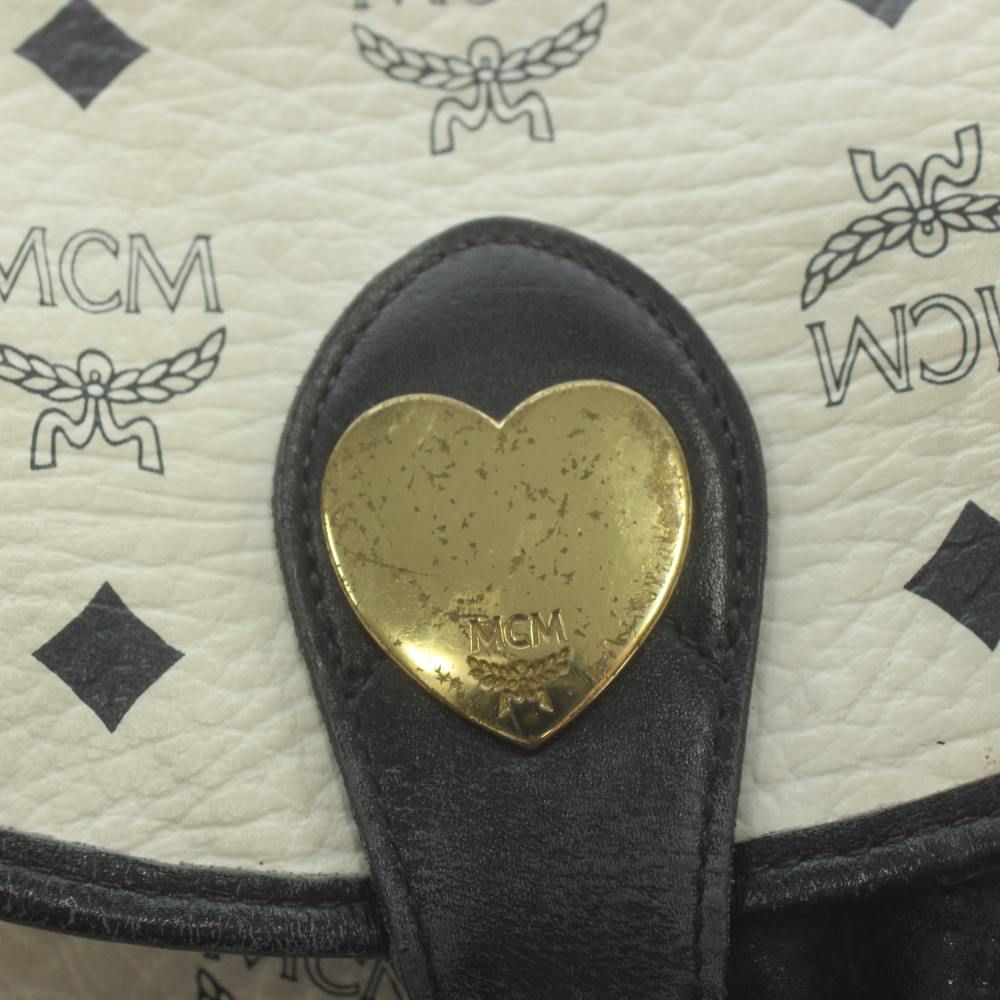 エムシーエム MCM リュックサック バックパック デイパック レザー