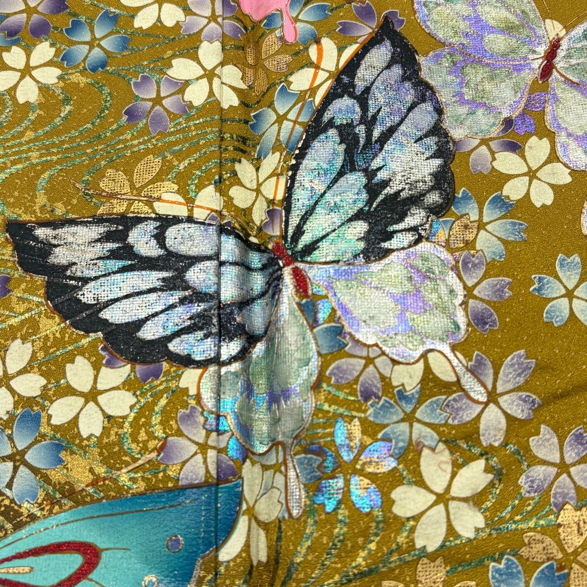 振袖 身丈163cm 裄丈67cm M 袷 蝶 桜 金銀彩 染め分け 黄土色 正絹 秀