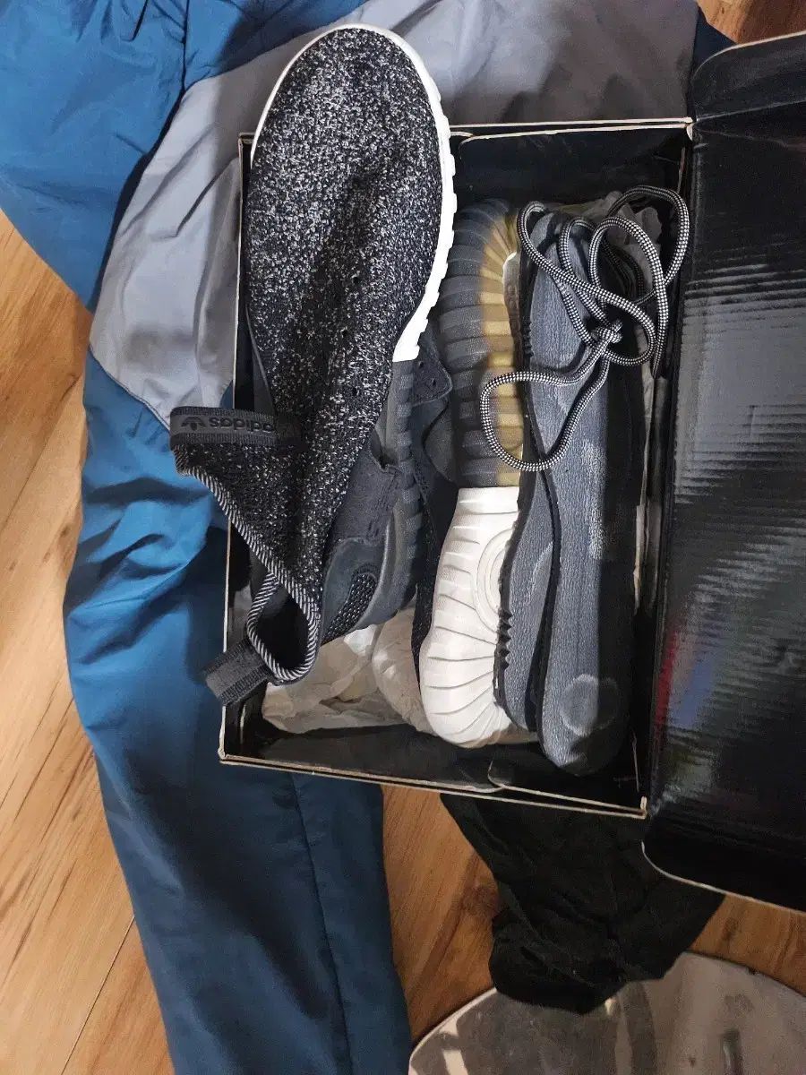 低価，人気 アディダス チュブラー ドーム ホワイト 270 スニーカー