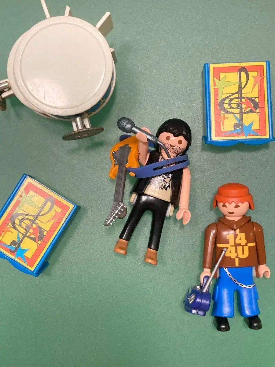 プレイモービル フィギュア セット アクセサリー 含む まとめ - メルカリ