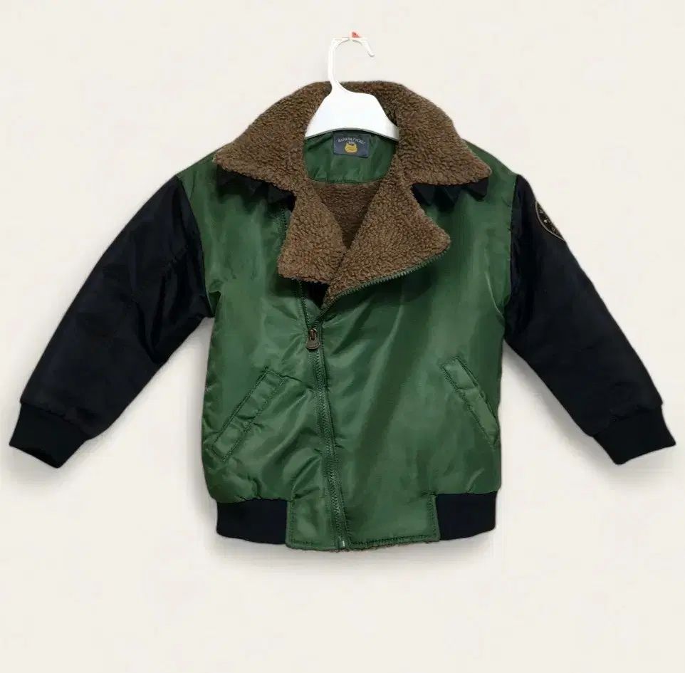 130 キッズ アウター ダウン アウター パイロットジャンパー 7歳 8歳 男の子 女の子 130