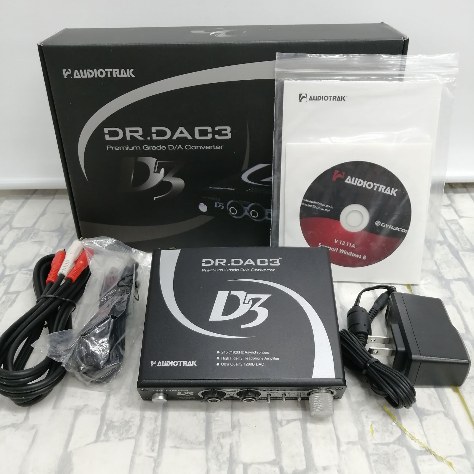 動作品】AUDIOTRAK ヘッドホンアンプ DR.DAC3 M1842 - メルカリ