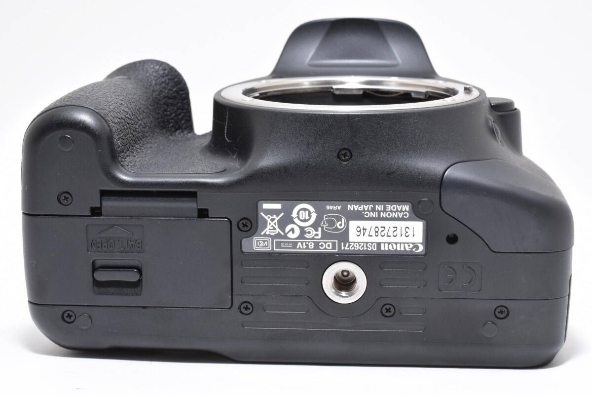 ☆美品☆キャノン Canon EOS Kiss X4 ボディショット数3533回☆ W0288