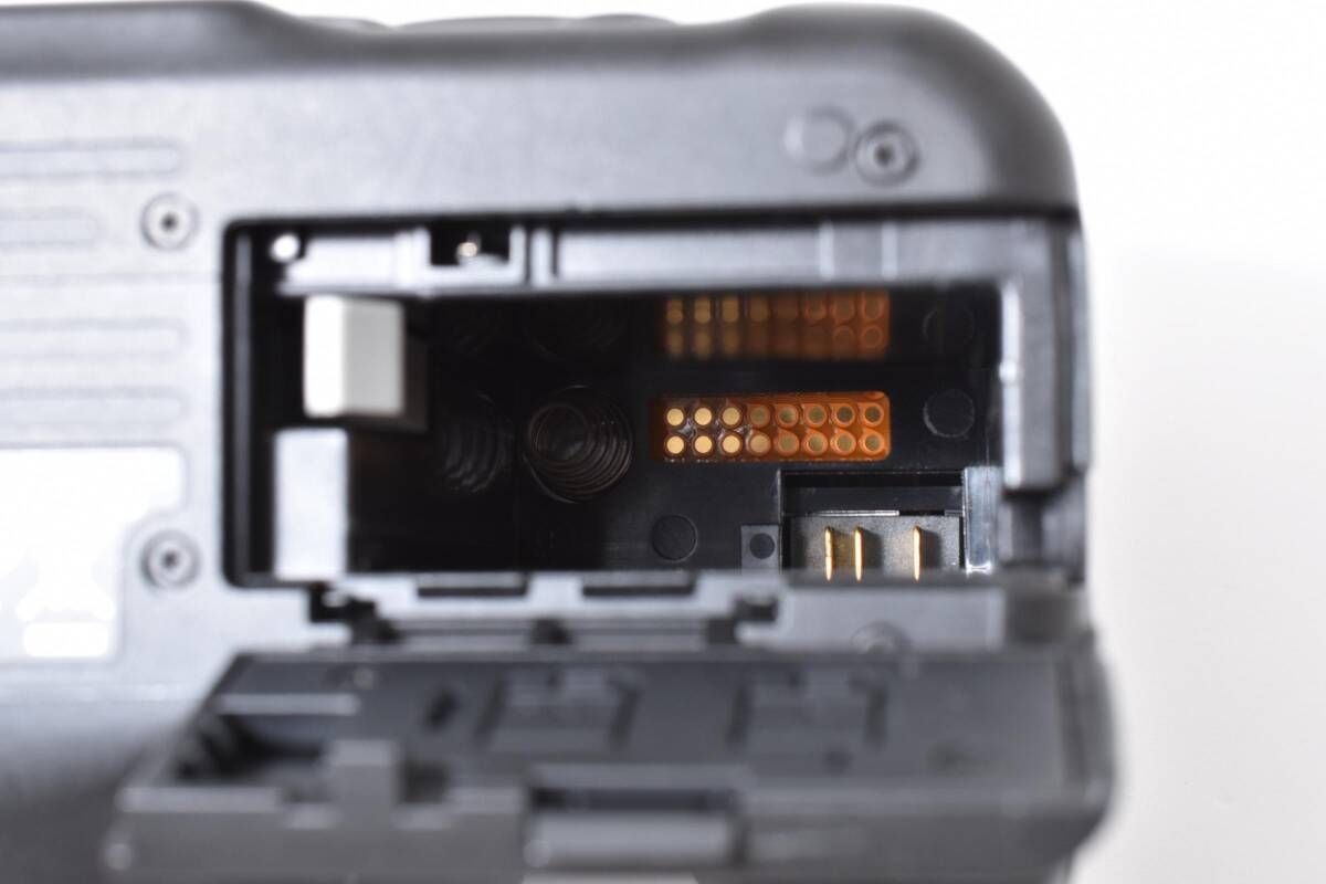 ☆美品☆キャノン Canon EOS Kiss X4 ボディショット数3533回☆ W0288