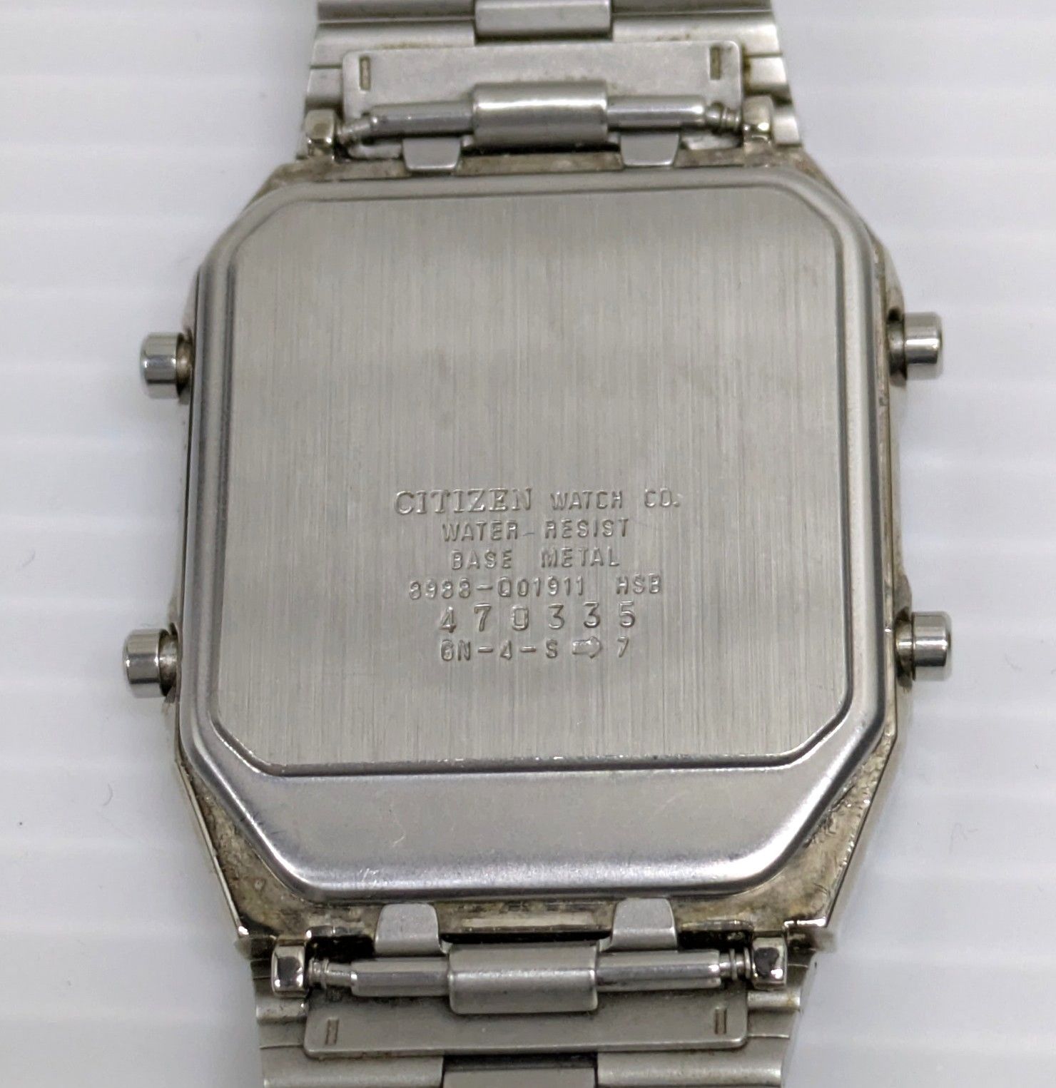 稼働品 CITIZEN 腕時計 8988-Q01911 クオーツ シチズン ヴィンテージ