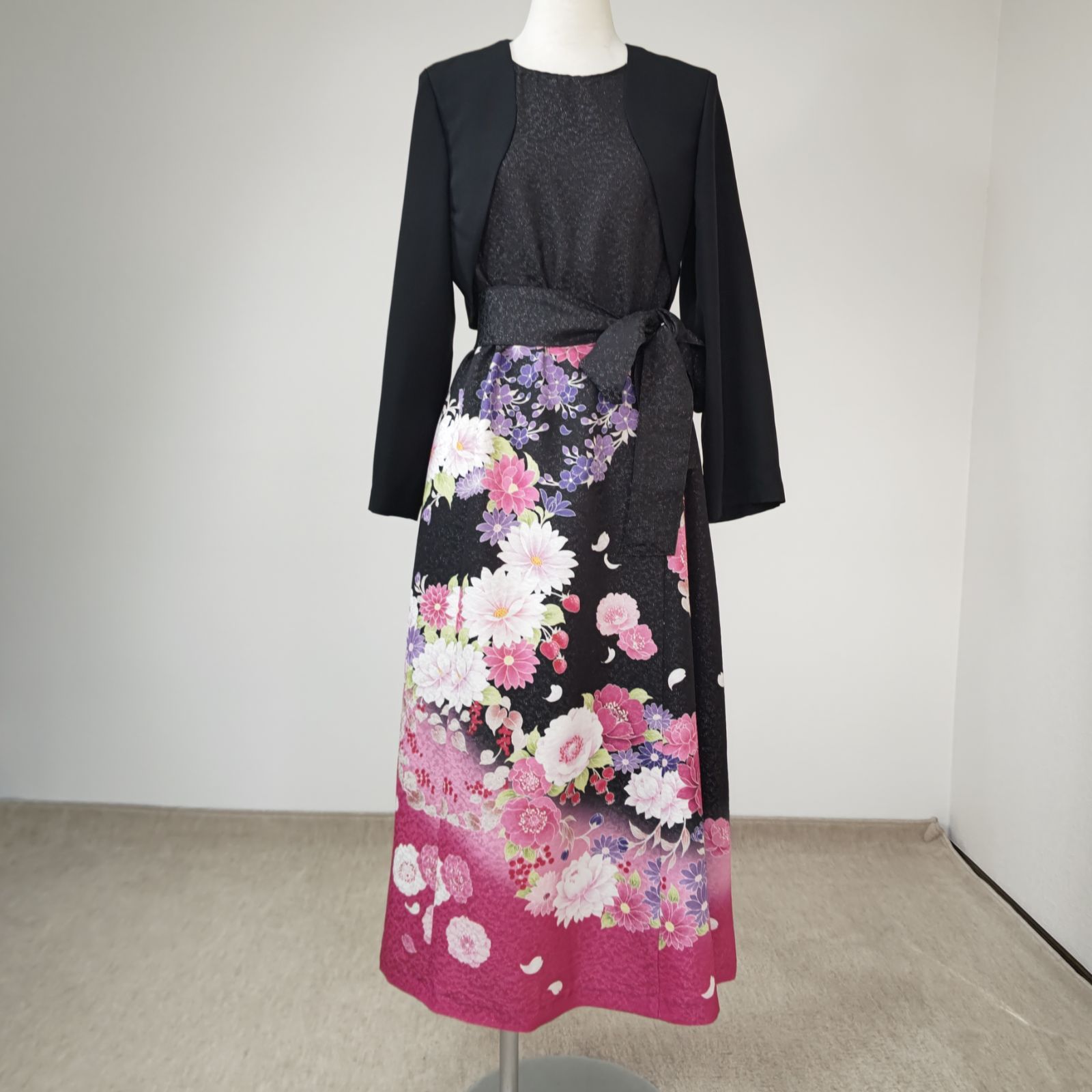 zunezune シルク ボレロ 着物リメイク 黒 無地 - メルカリ