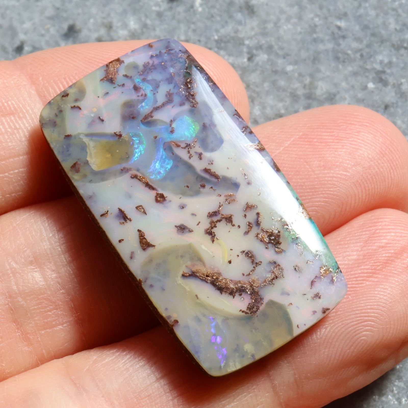 天然ボルダーオパール 34.82ct クイーンズランド産 オーストラリア産