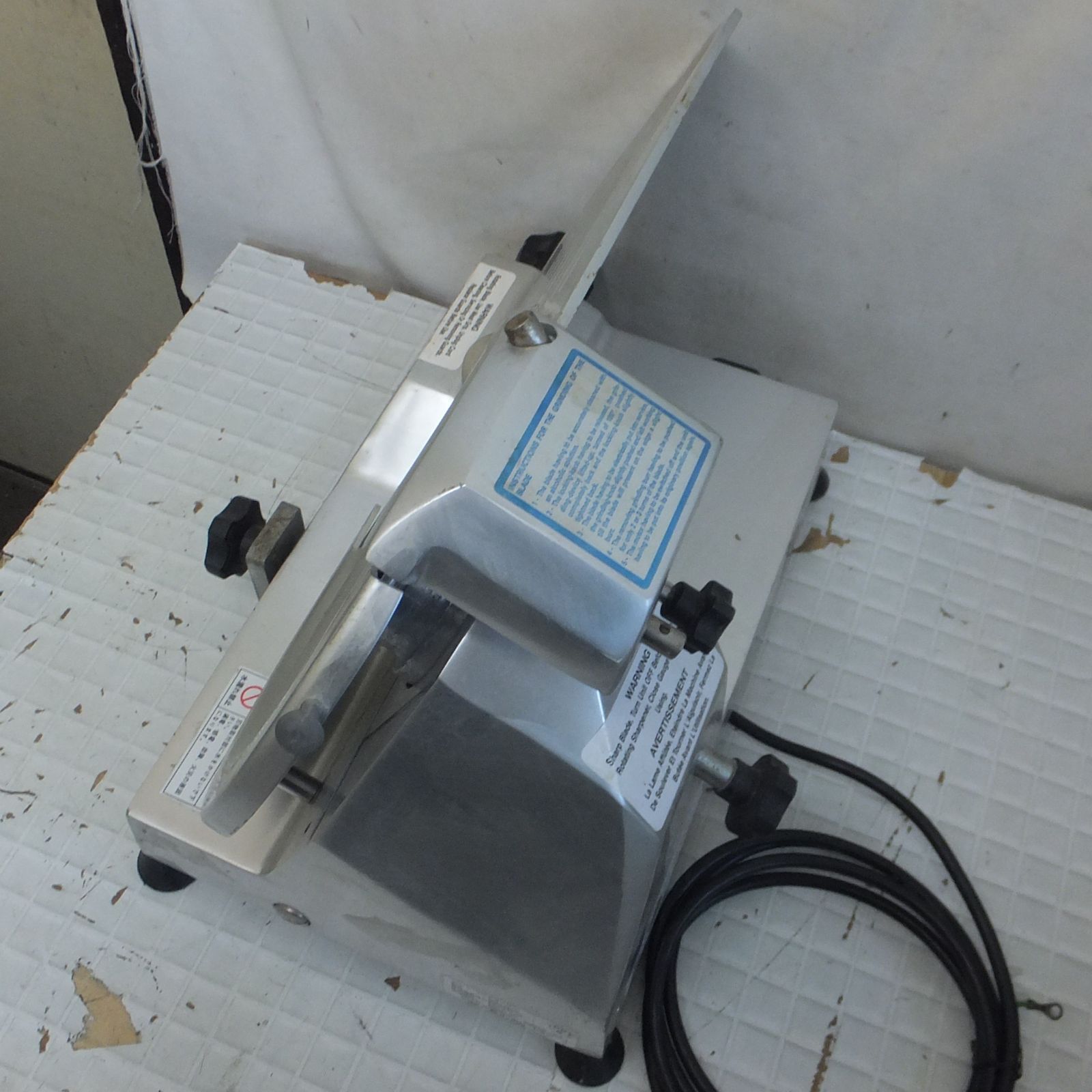ユニバーサルスライサー中部コーポレーション MS25MA 100V 中古 R859【業務用】ユニバーサルスライサー 中部コーポレーション MS25MA