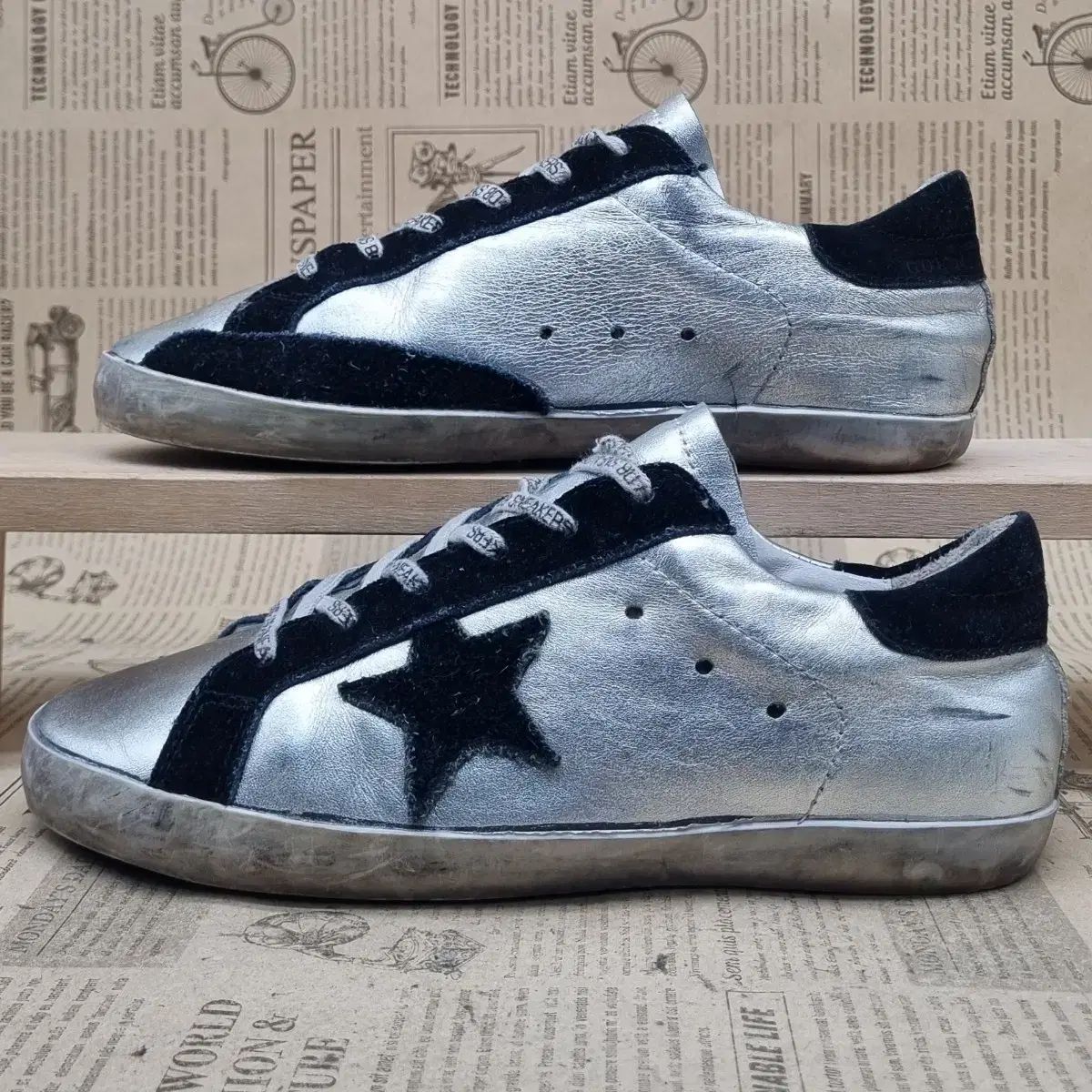 Golden goose ゴールデングース ランニング38 GOLDEN GOOSE - GOLDEN 