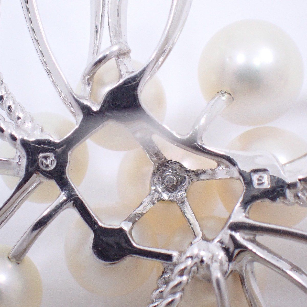 MIKIMOTO ミキモト フラワーモチーフ ブローチ シルバー/パール10粒