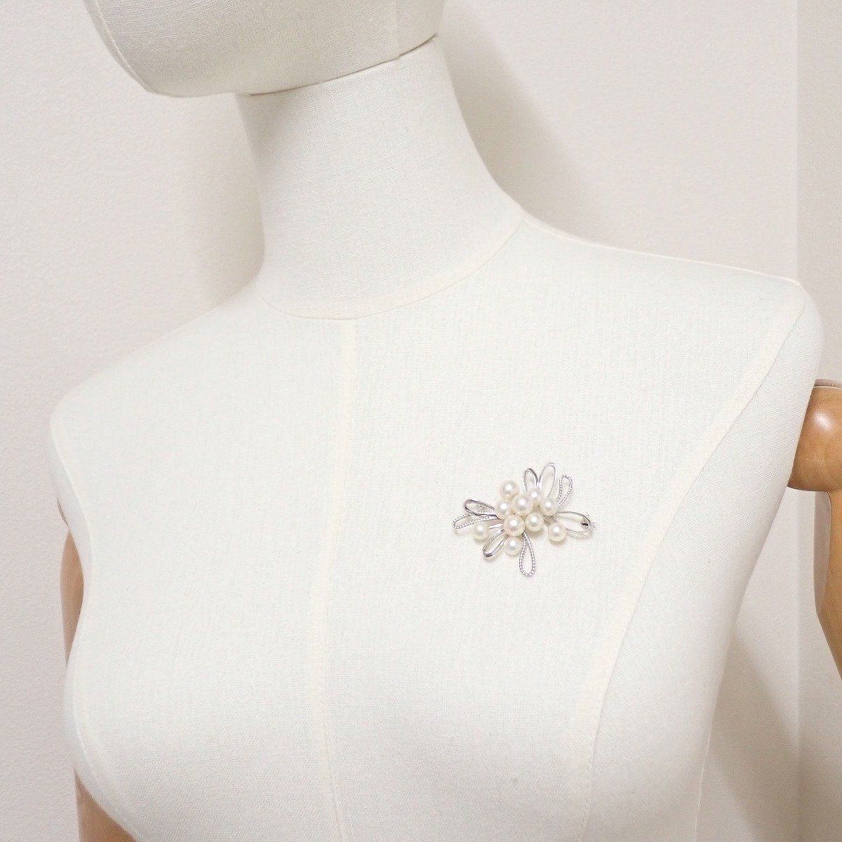 MIKIMOTO ミキモト フラワーモチーフ ブローチ シルバー/パール10粒