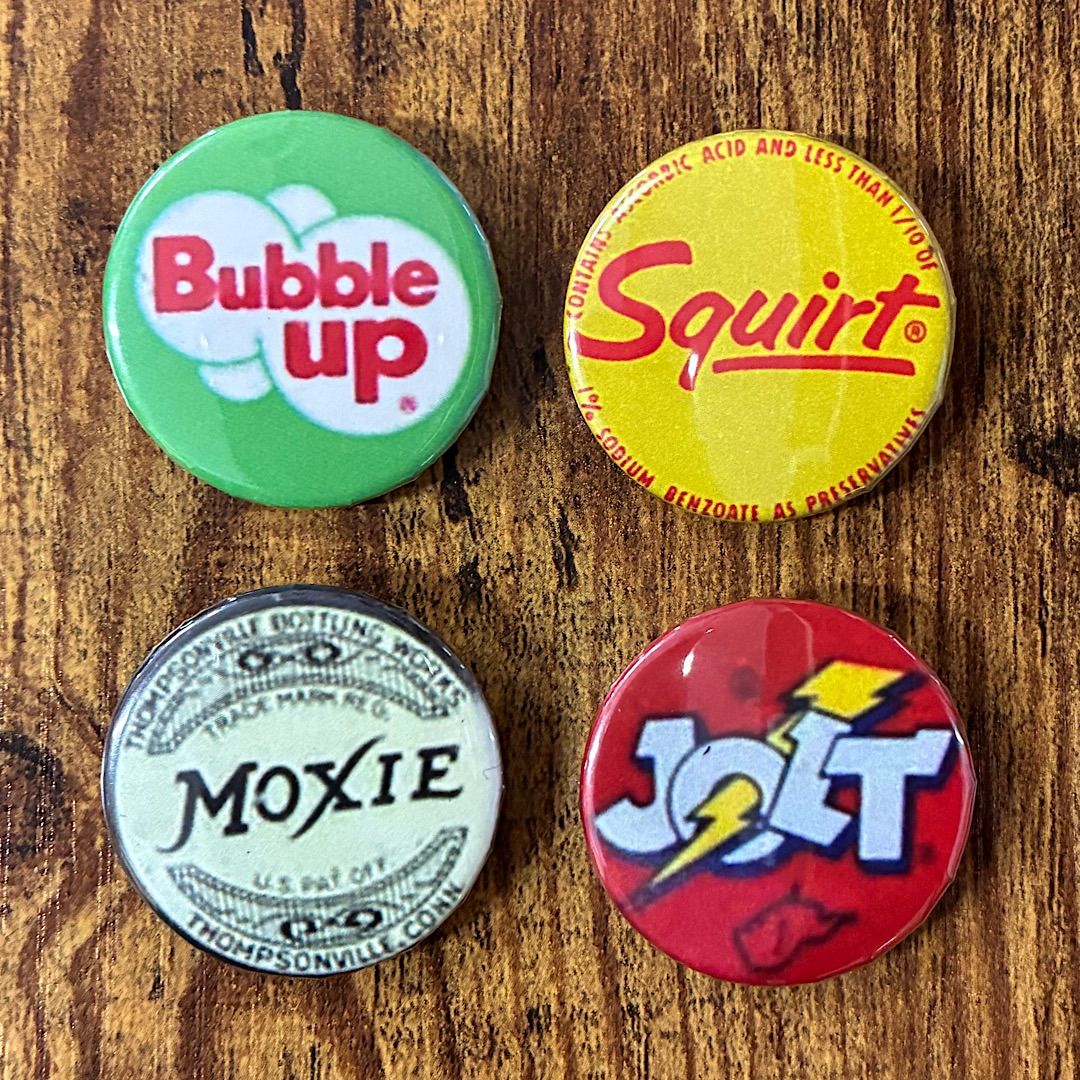 缶バッジ】4種セット USヴィンテージ風 アメリカン雑貨 缶バッチ