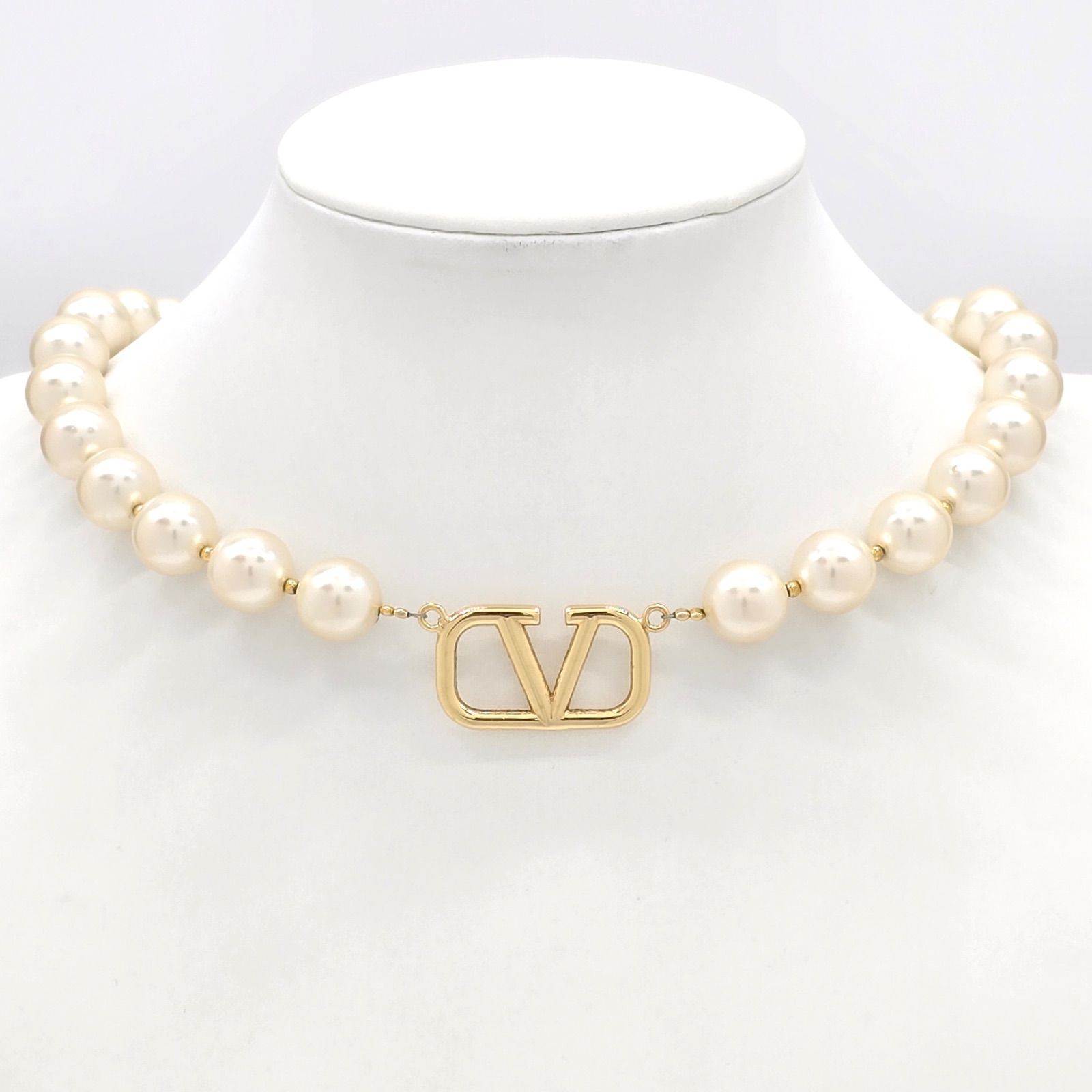 VALENTINO GARAVANI ヴァレンティノ ガラヴァーニ Vロゴ シグネチャー 