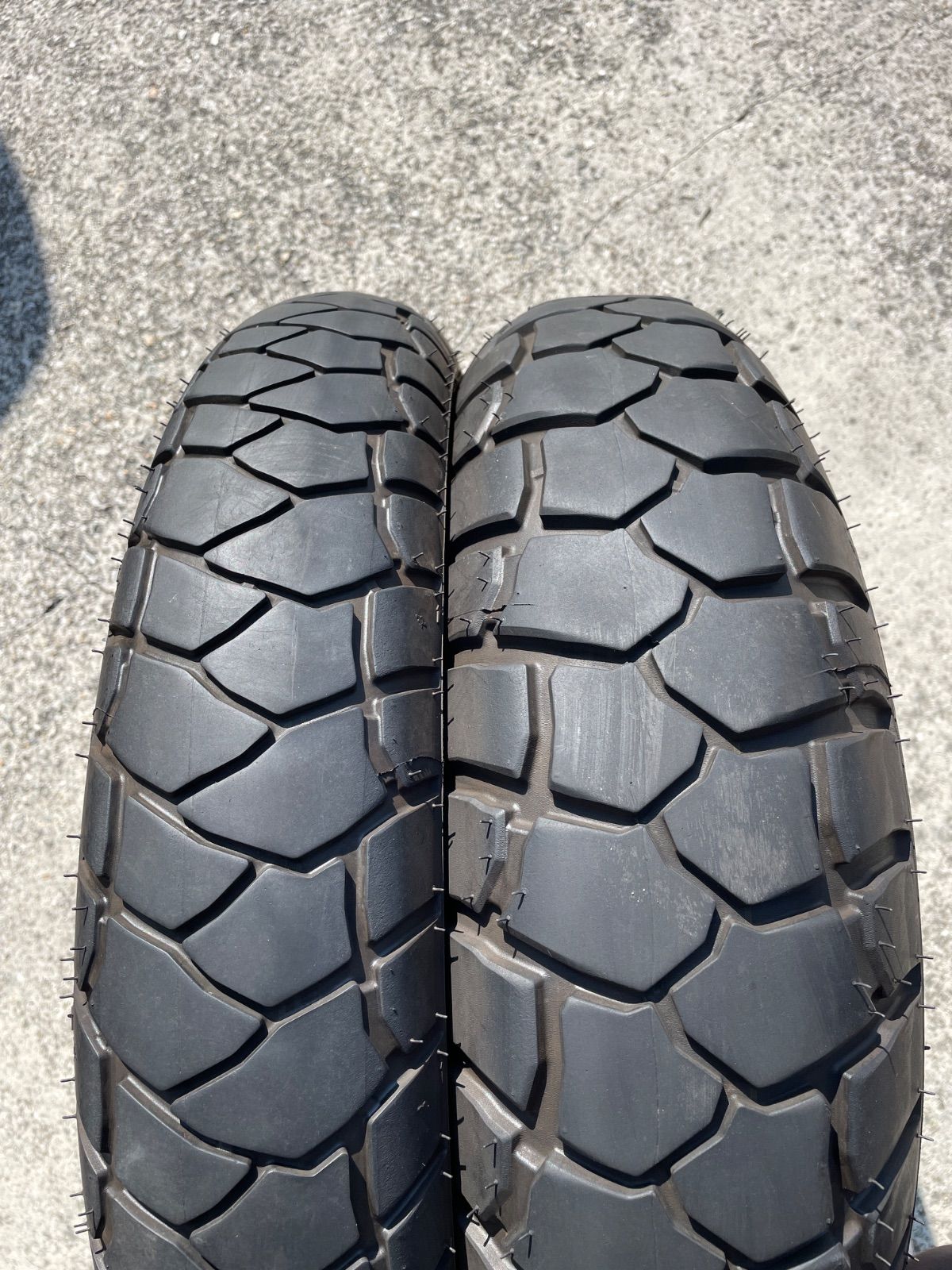 ミシュランタイヤ　120/70r19 170/60r17 前後9.5分山 ミシュラン アナキーアドベンチャー 前後セット 120/70R19 170/60R17