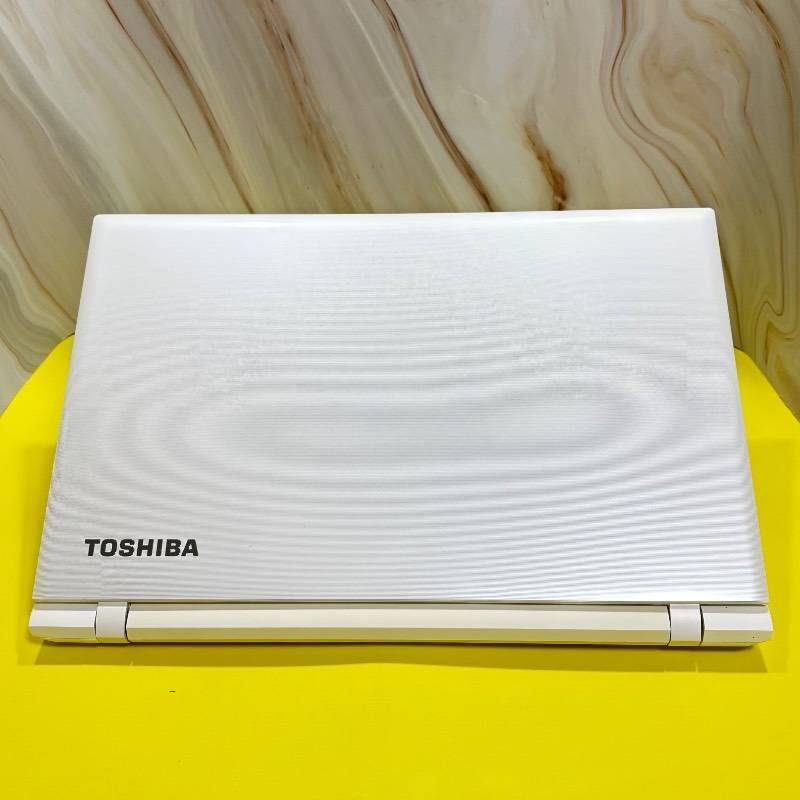 新生活応援♪バッテリー◎☆6世代Core i5【オフィス付】メモリ8GB