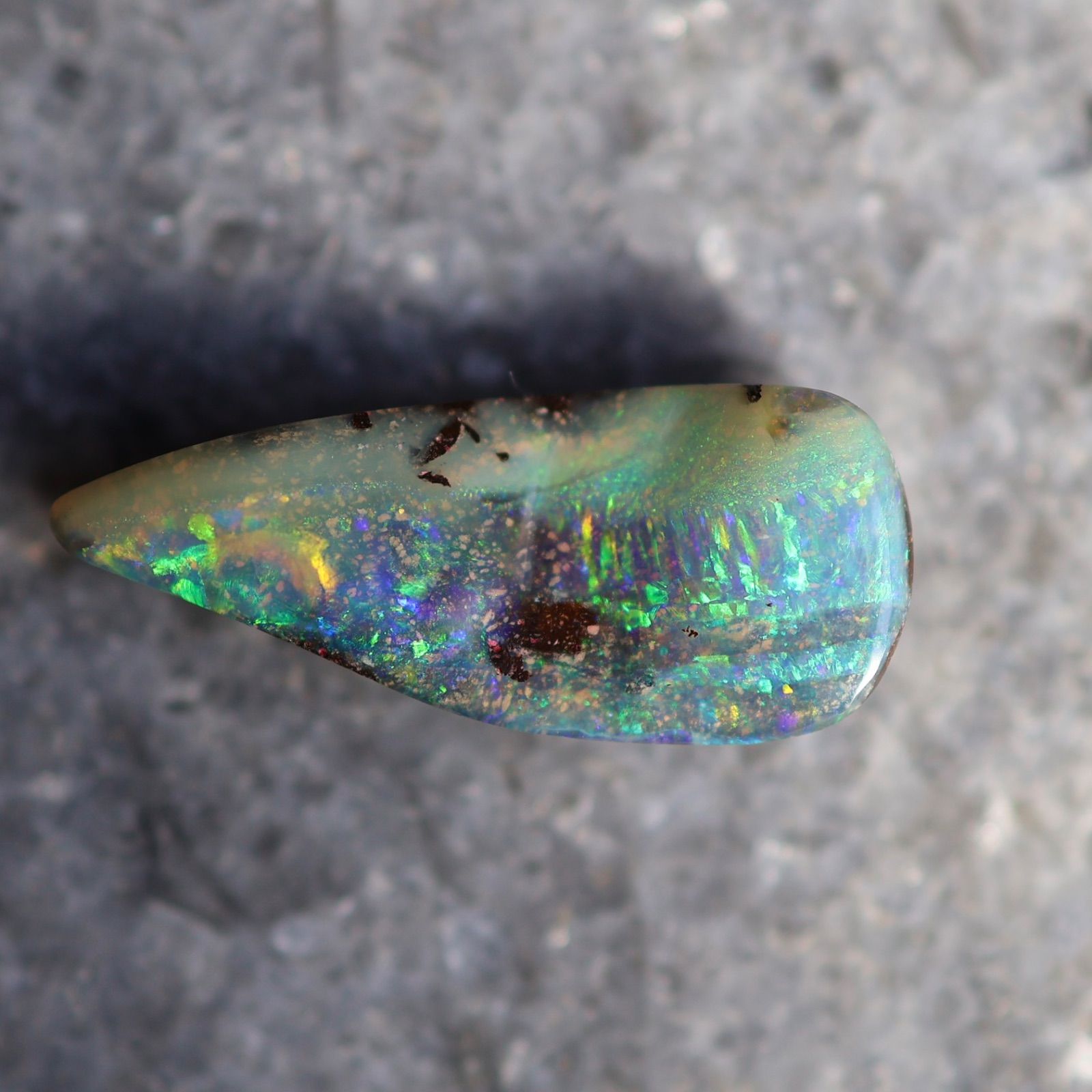 天然ボルダーオパール 5.47ct クイーンズランド産 オーストラリア産