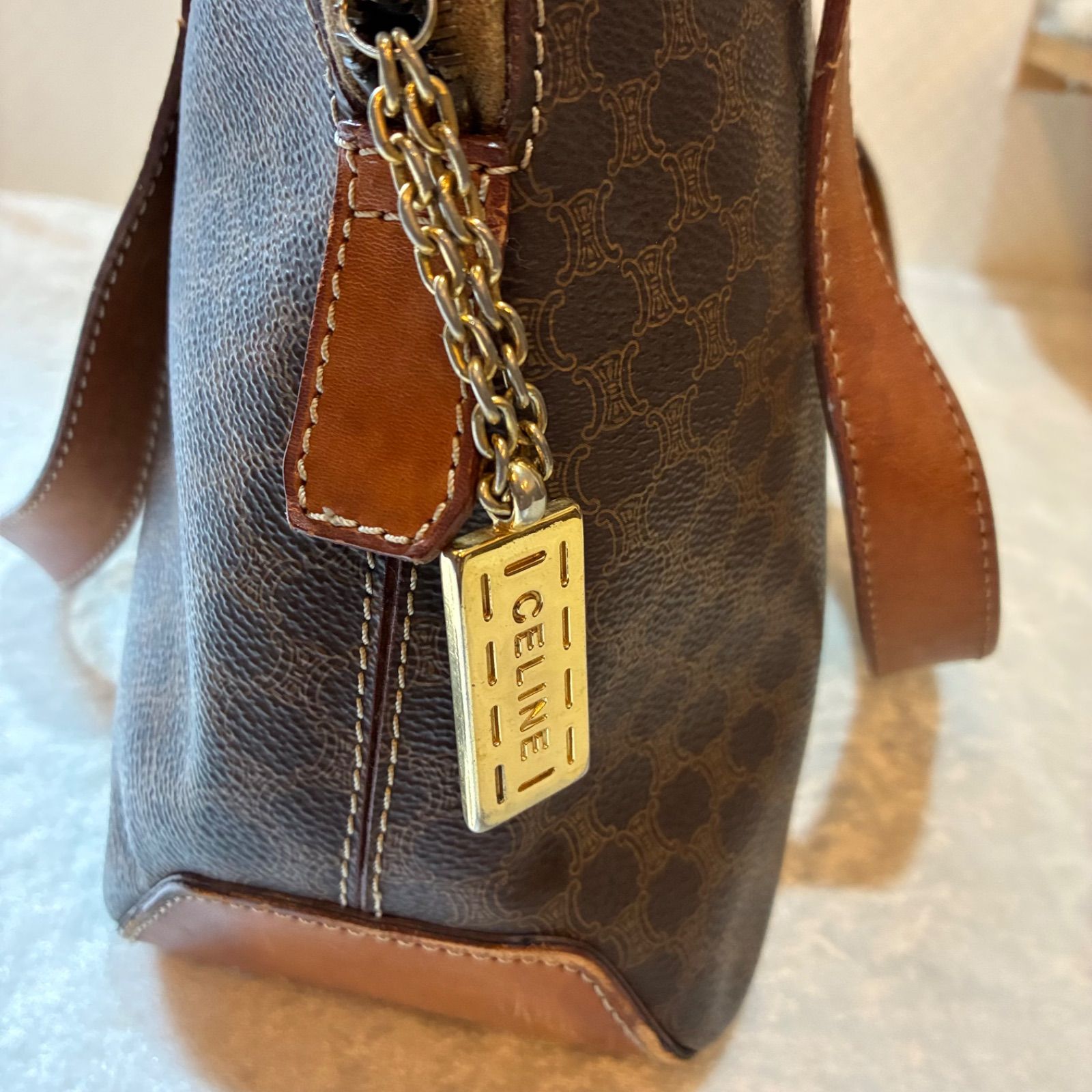 セリーヌ CELINE トリンオフ PVCレザー マカダム柄 ブラゾン ゴールド 