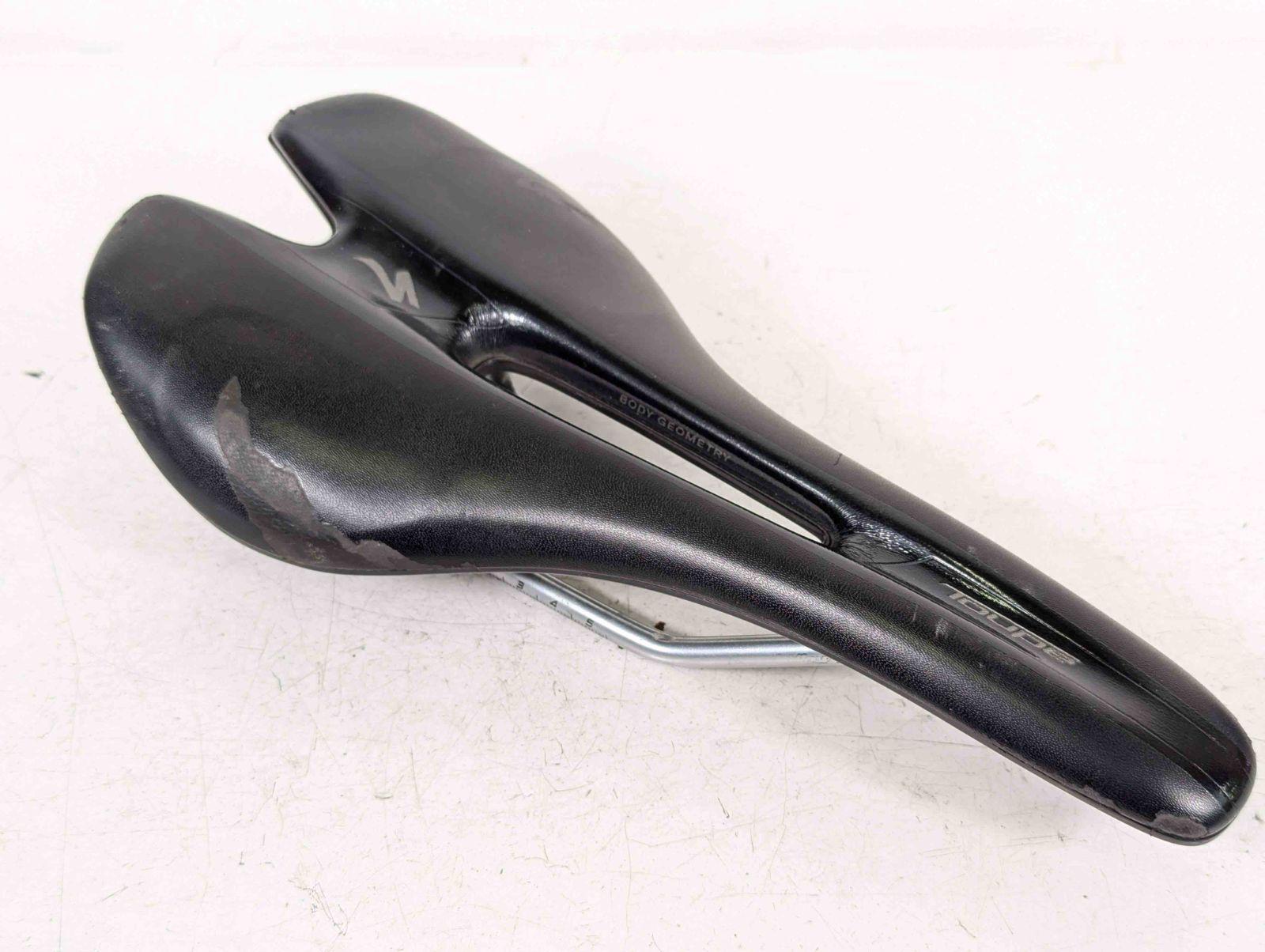 【並品】Specialized Toupe サドル 130  SAD260218AO