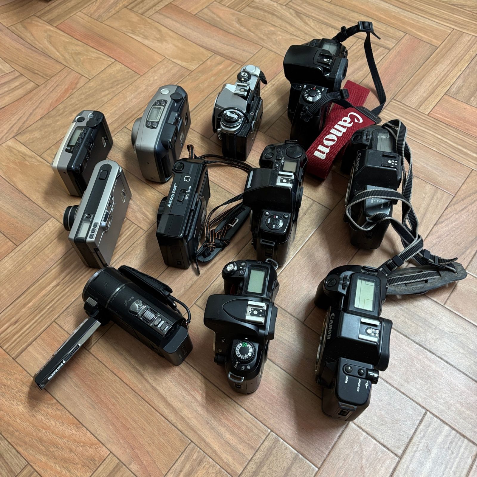 まとめ】一眼レフ・コンパクト・ビデオカメラなど 計11台 まとめ売り