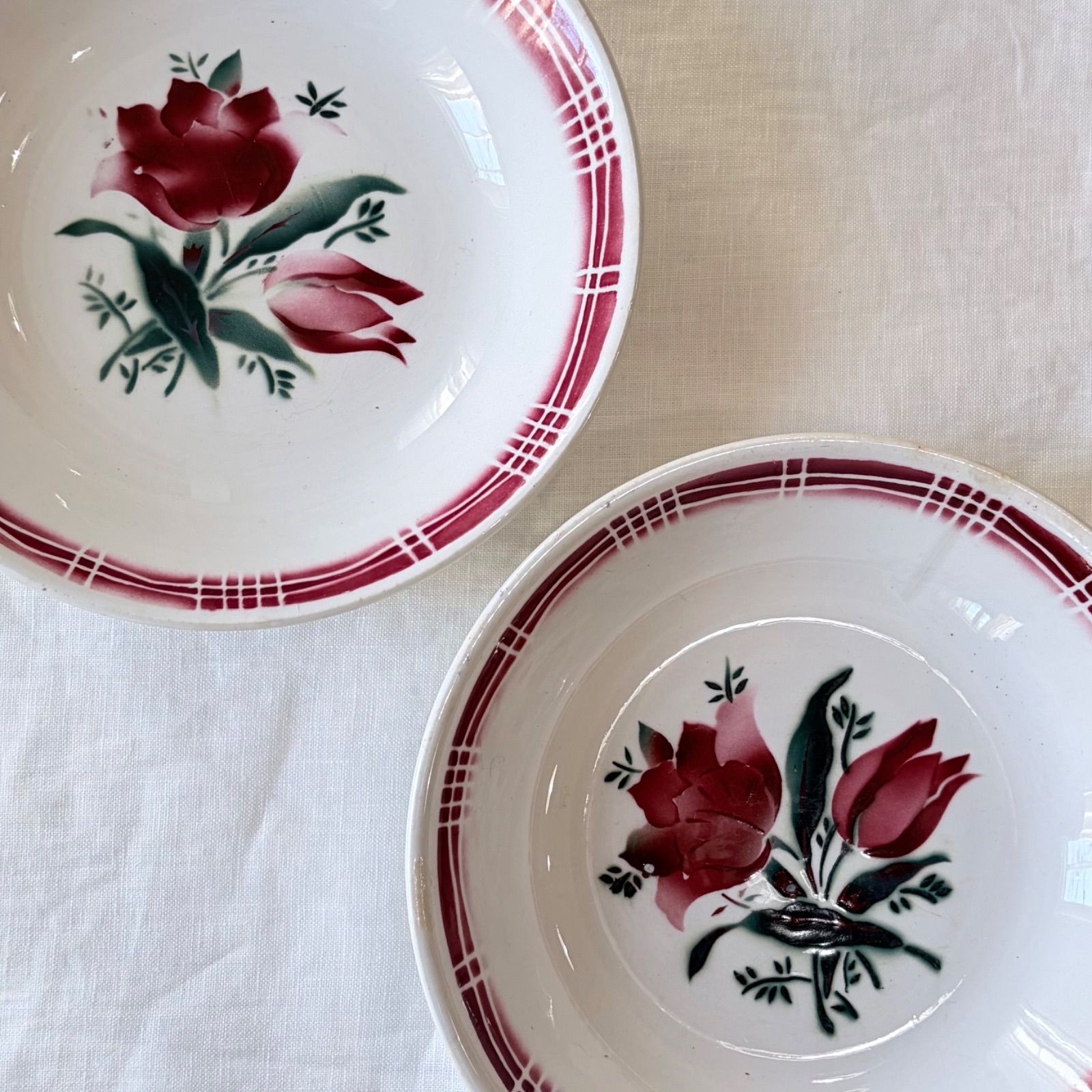 フランスアンティーク Saint Amand サンタマン 薔薇モチーフ 深皿