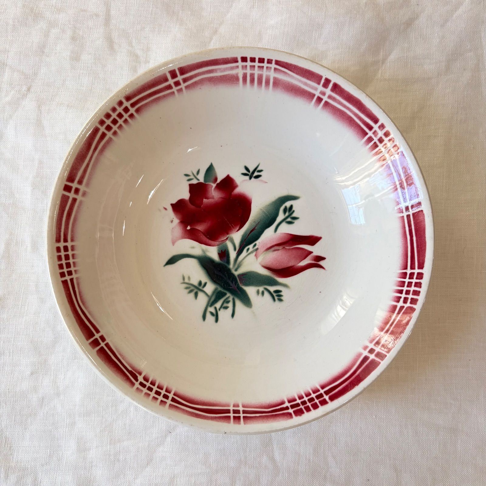 フランスアンティーク Saint Amand サンタマン 薔薇モチーフ 深皿