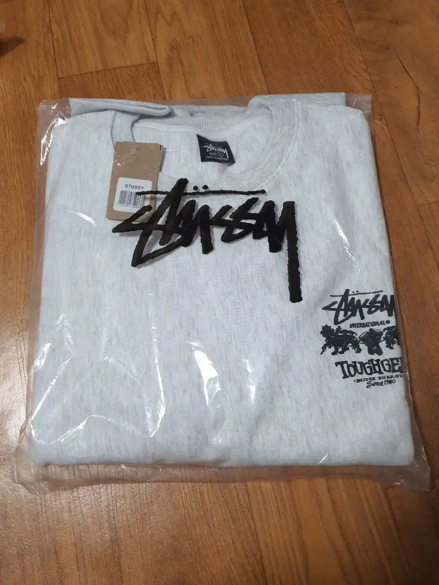 STUSSY ステューシー スウェット L 新品