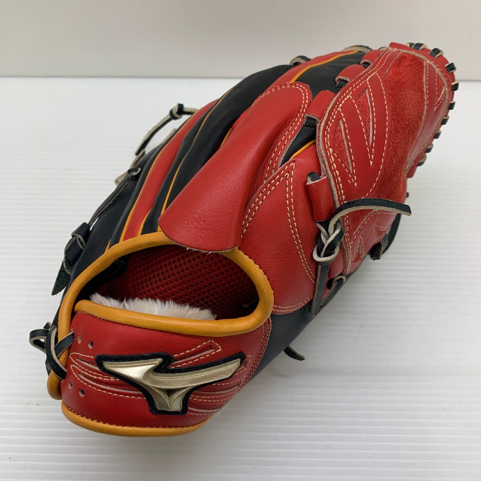 ミズノ オーダー グローバルエリート ピッチャー用 右投げ 軟式野球