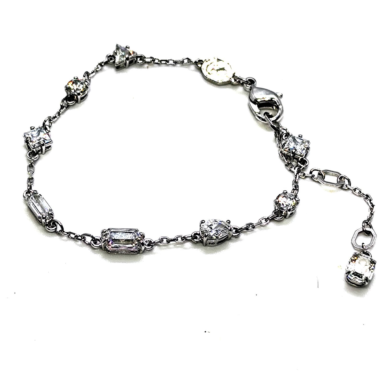 スワロフスキー（Swarovski）の「Mesmera」ブレスレット - メルカリ