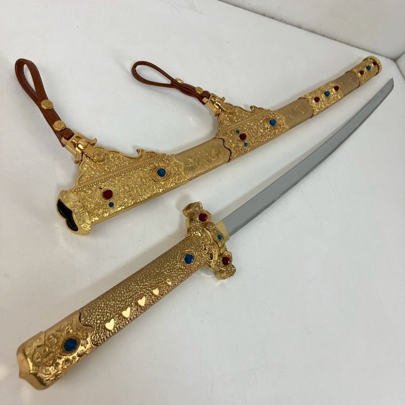 国宝 梨子地螺鈿金装餝剣 特選美術品 模造刀 宝飾刀 美術刀 骨董品