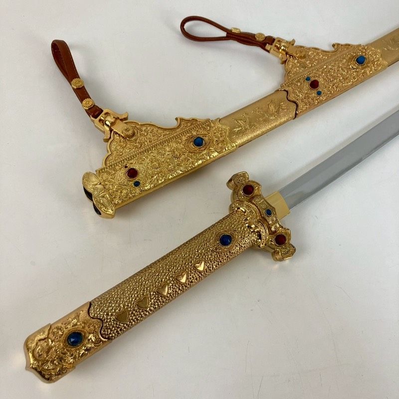 国宝 梨子地螺鈿金装餝剣 特選美術品 模造刀 宝飾刀 美術刀 骨董品
