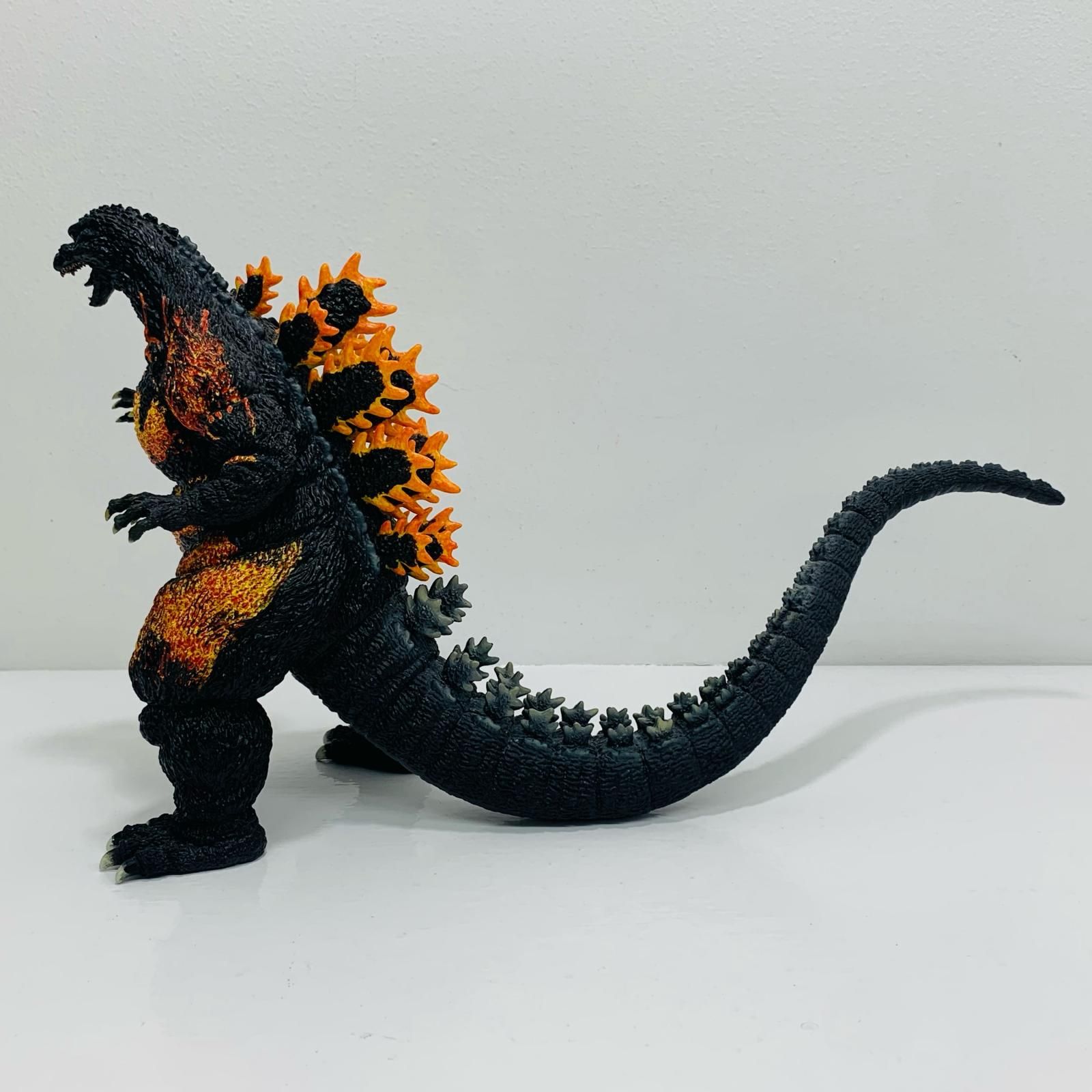 飾磨店】 中古 A賞SOFVICSゴジラ1995香港上陸ver.フィギュア「大怪獣 