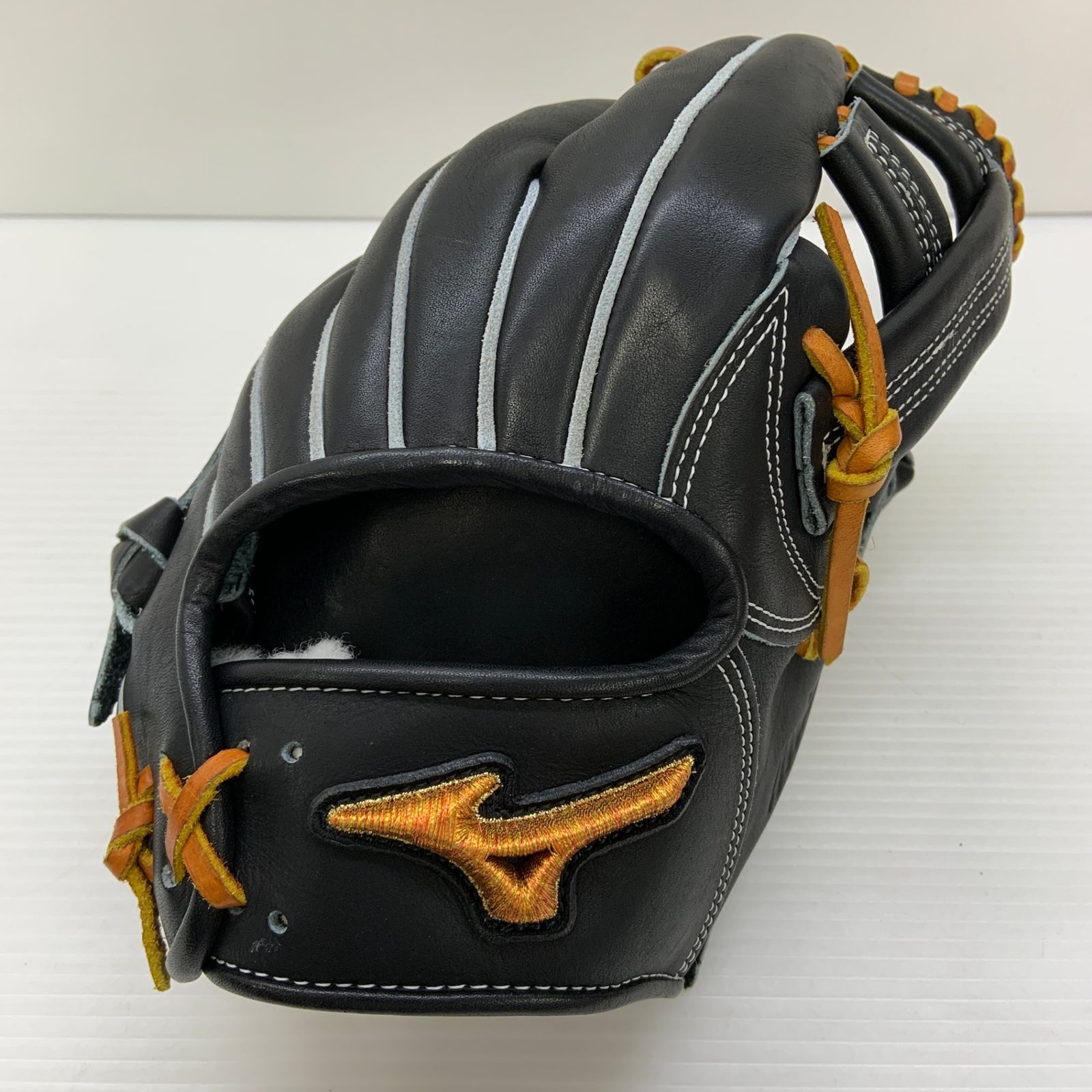 ミズノ MIZUNO ミズノプロ 軟式 大人 一般 内野手用 グローブ グラブ 右投げ 1AJGR32013 中古品  野球 7890 ミズノ MIZUNO ミズノプロ 軟式 大人 一般 内野手用 グローブ グラブ