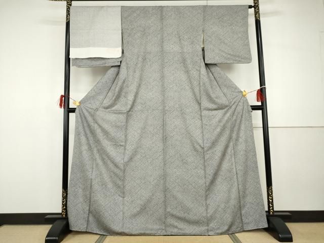 平和屋着物●上質な小紋　鹿の子文様　黒地　反端付き　正絹　逸品　AABG8007cs 平和屋着物○上質な小紋 鹿の子文様 黒地 反端付き 正絹 逸品