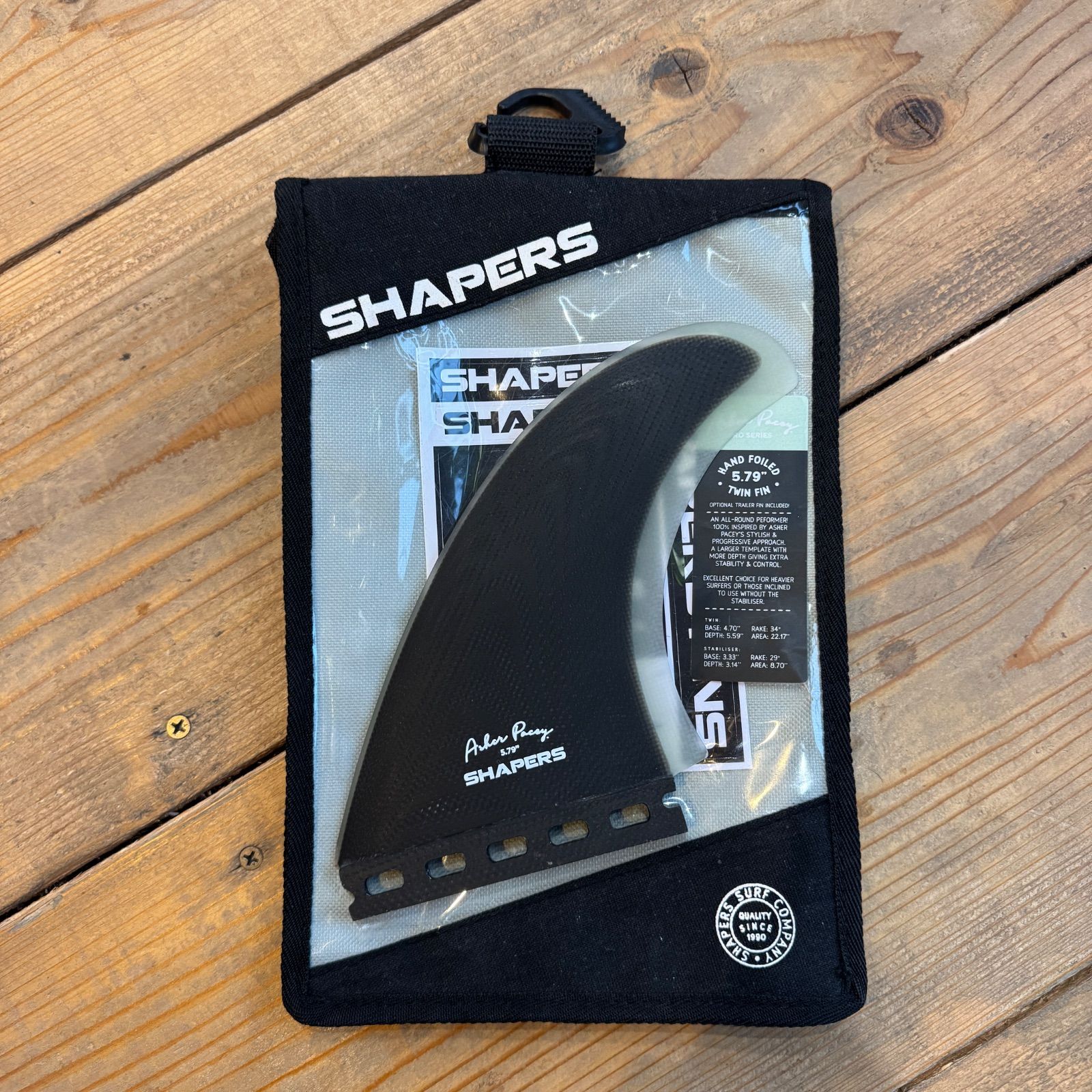 未使用ほぼ新品 シェイパーズフィン SHAPERS FIN フューチャーフィン