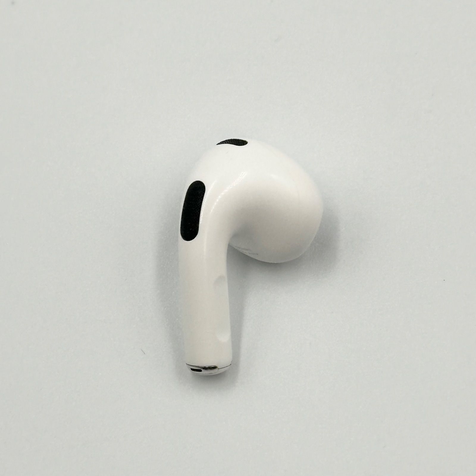 24時間以内発送・美品✨️】Apple AirPods 第3世代 右耳のみ A2565正規