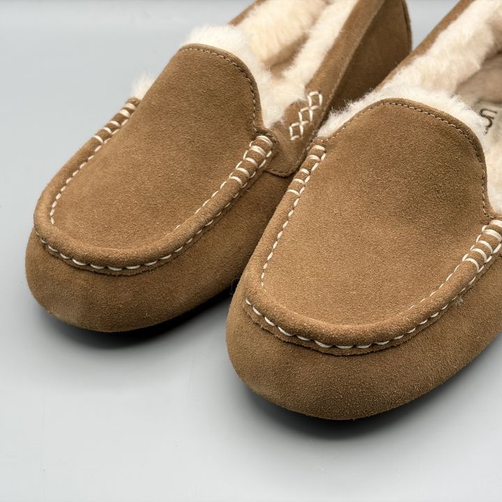 新品】UGG モカシンスリッポン ムートンシューズ チェスナット USA8
